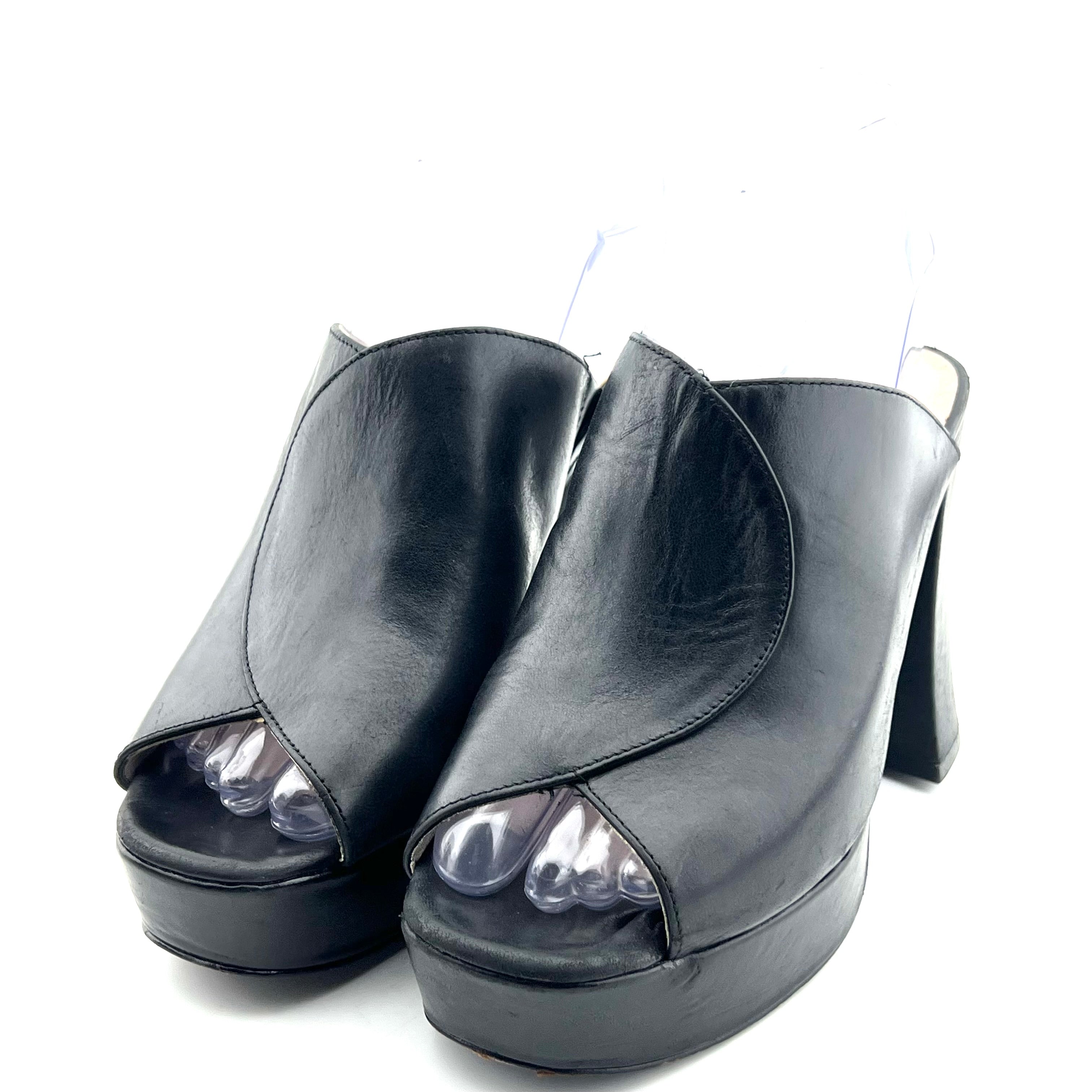 Nine West