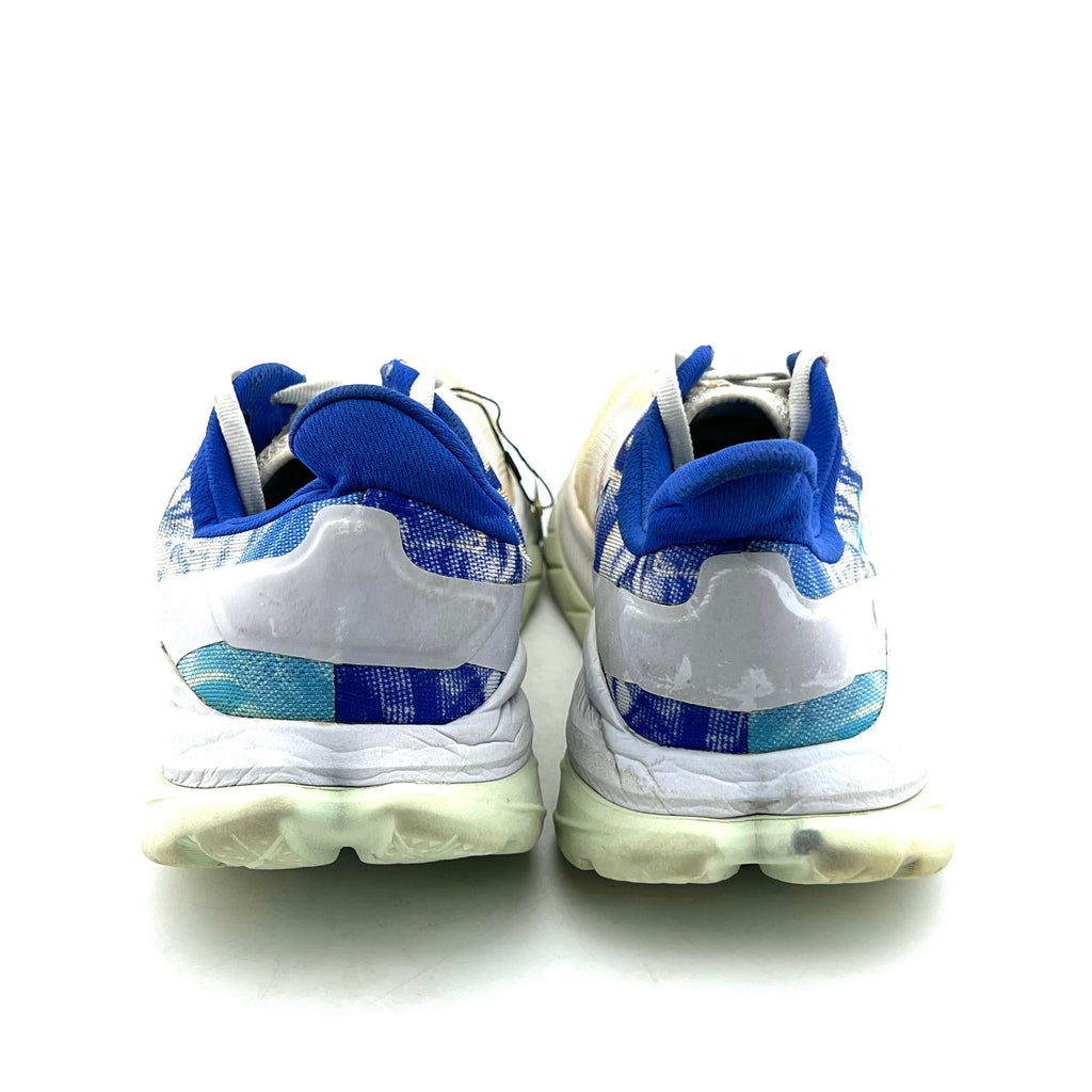 Hoka One One Mach 4