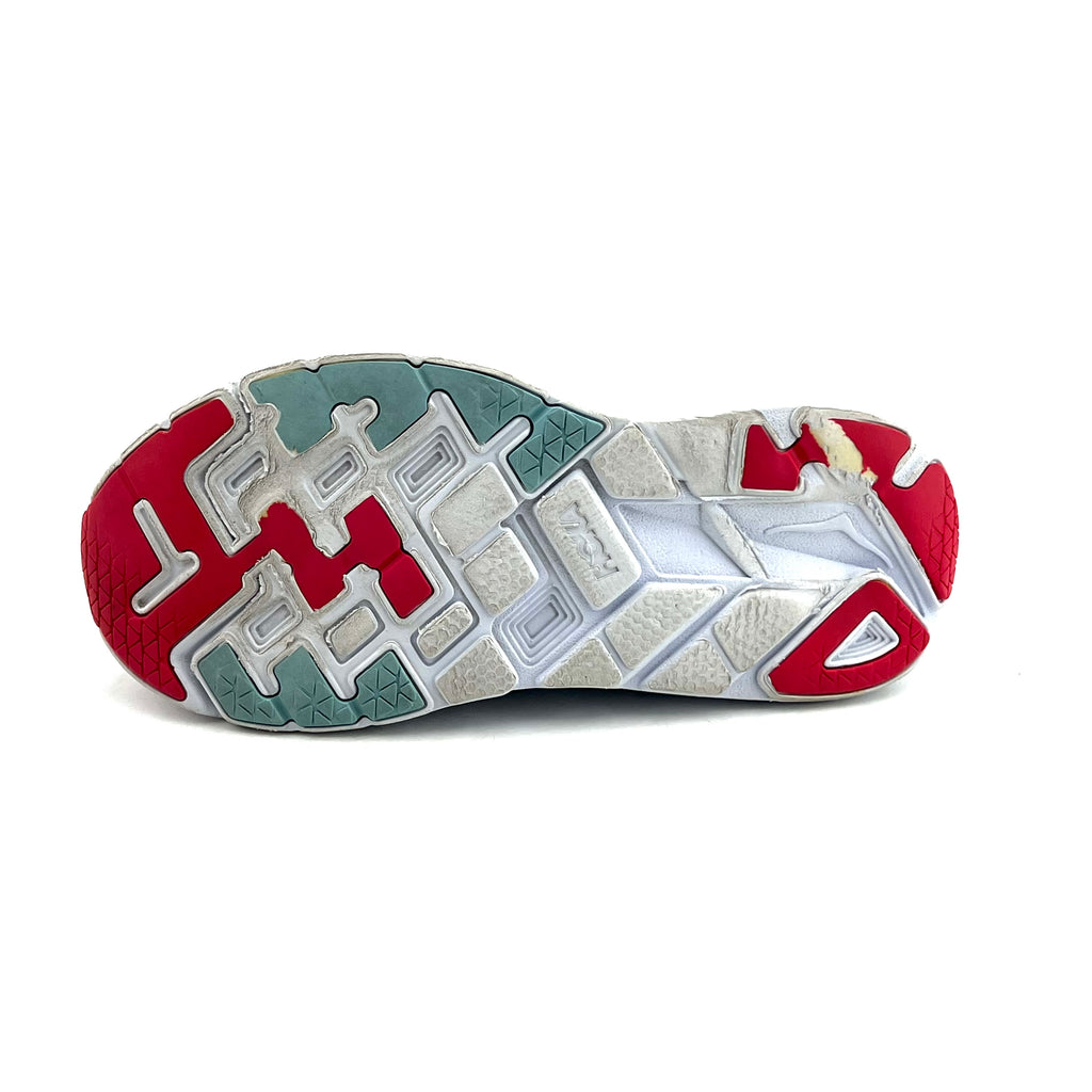 Hoka One One Clifton 4