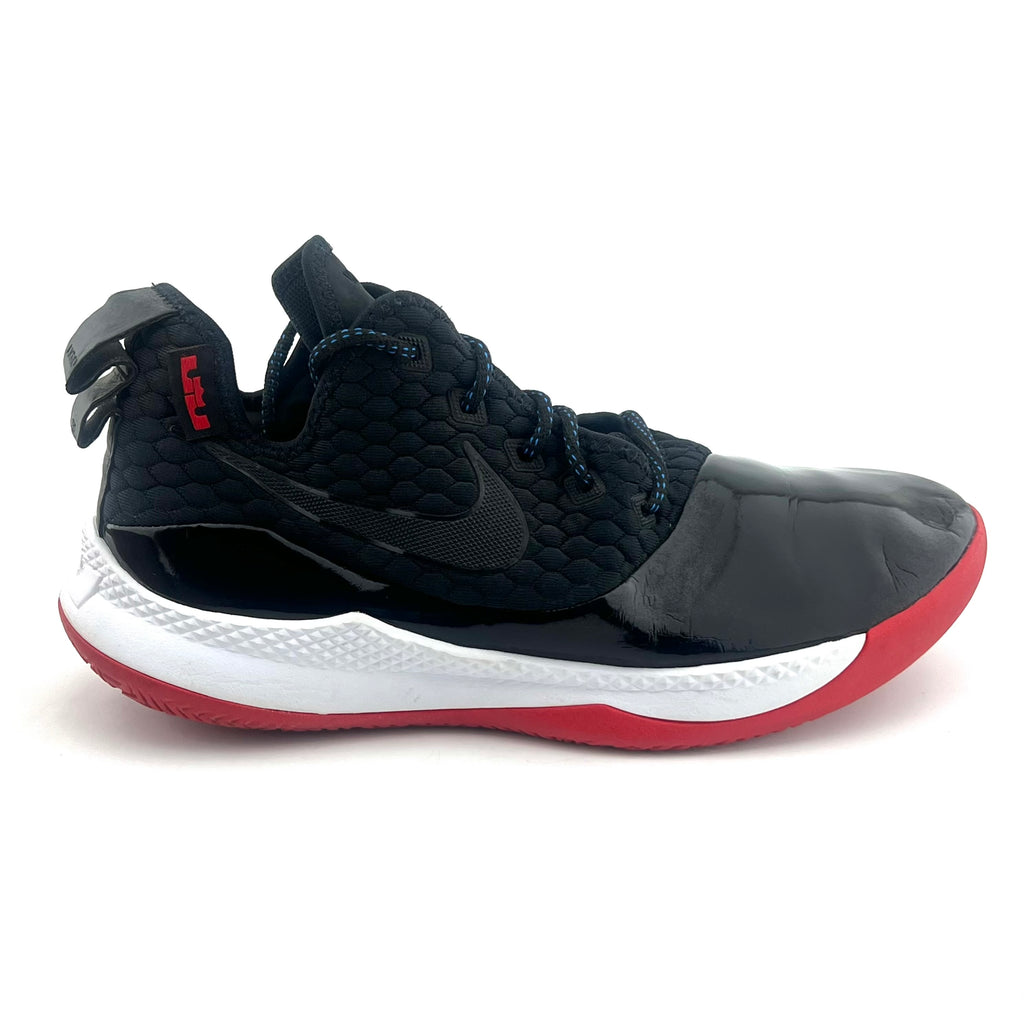 Nike Akron 330