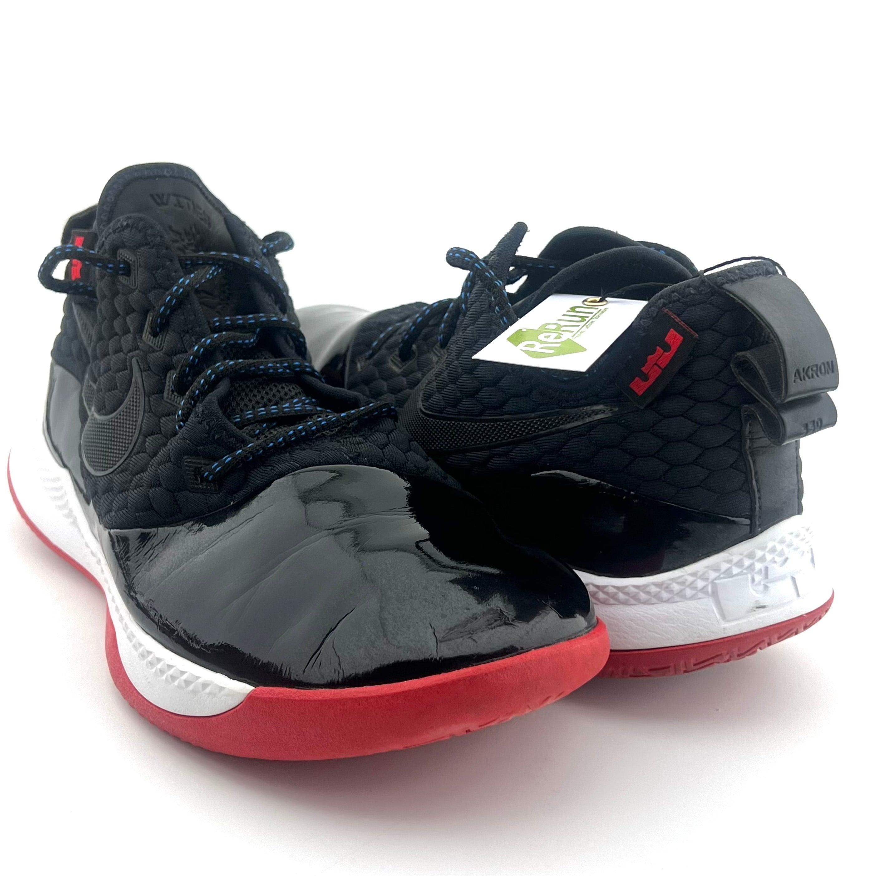 Nike Akron 330