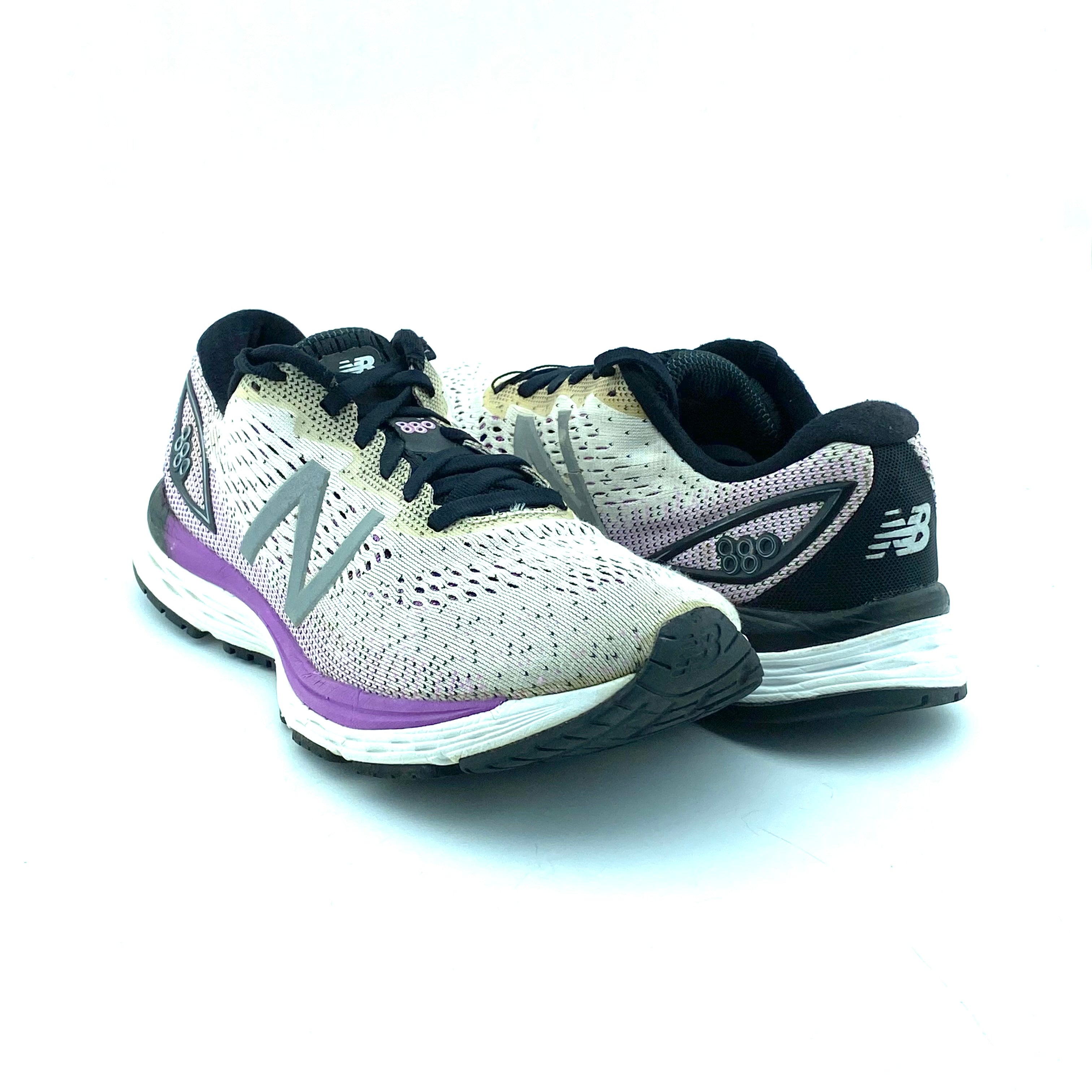 New Balance 880