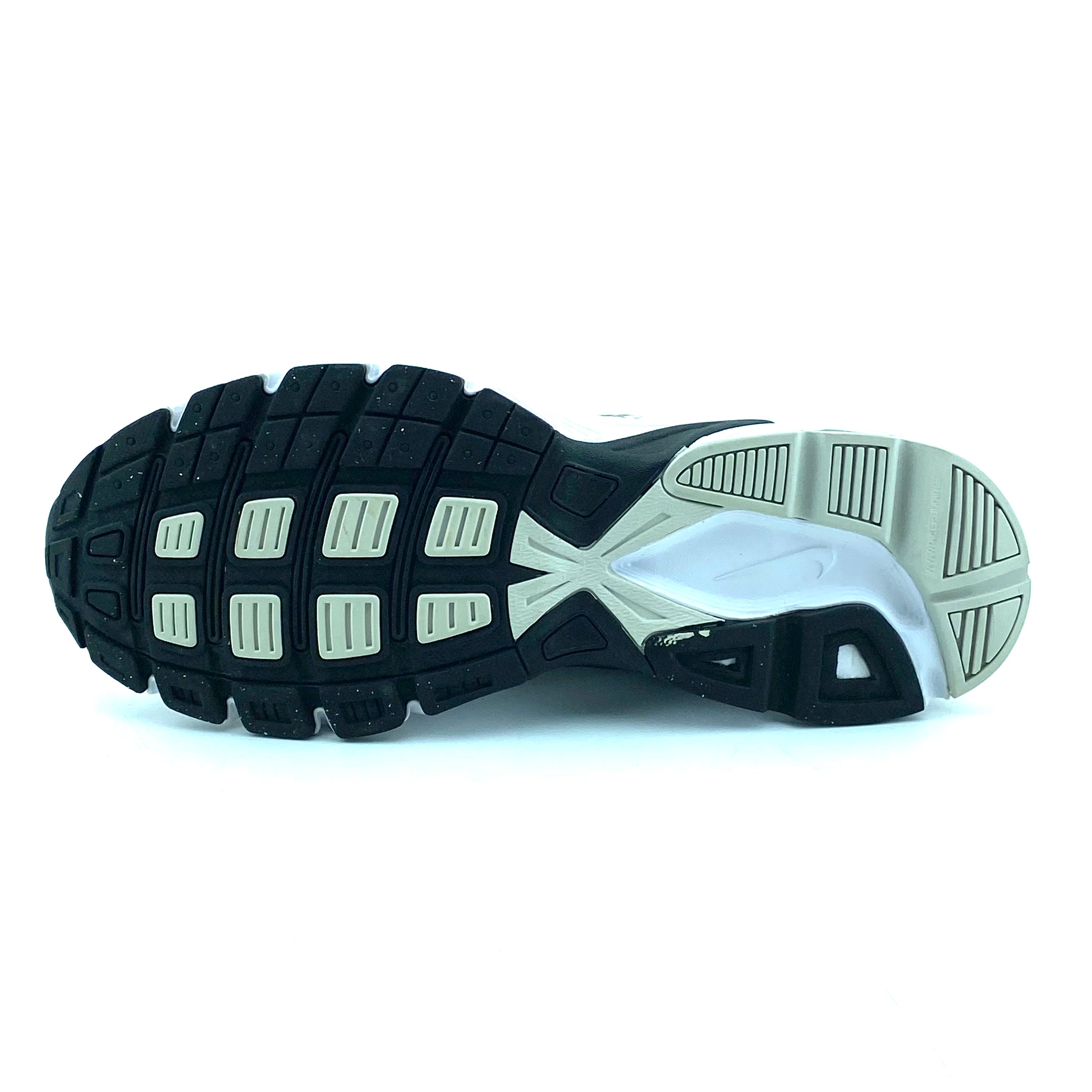 Nike Initiator
