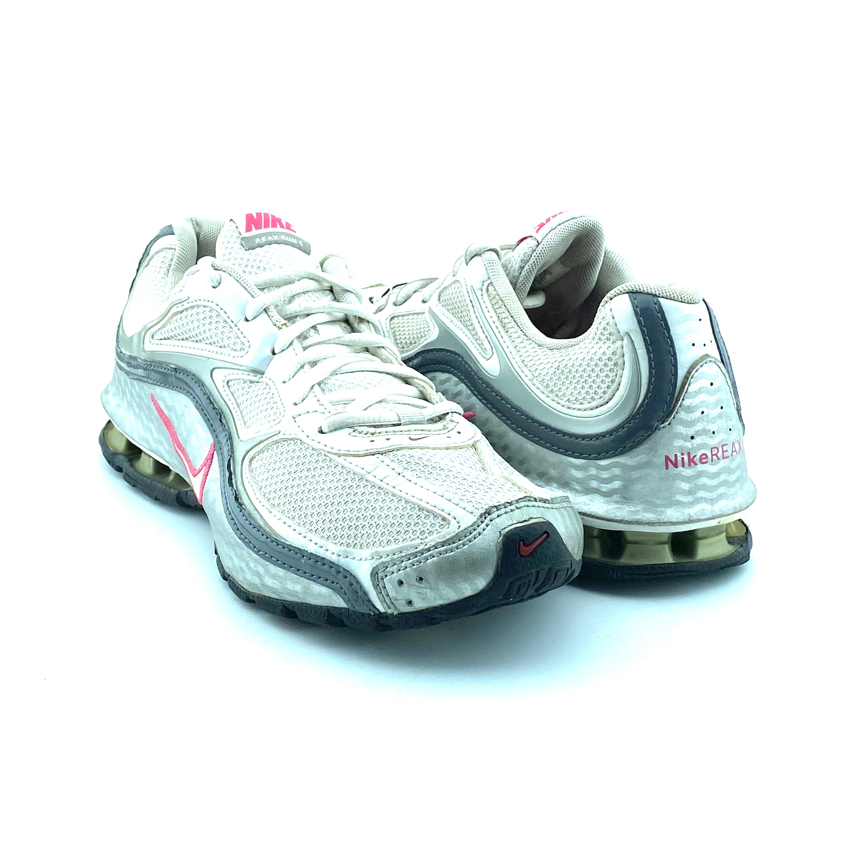 Nike Reax