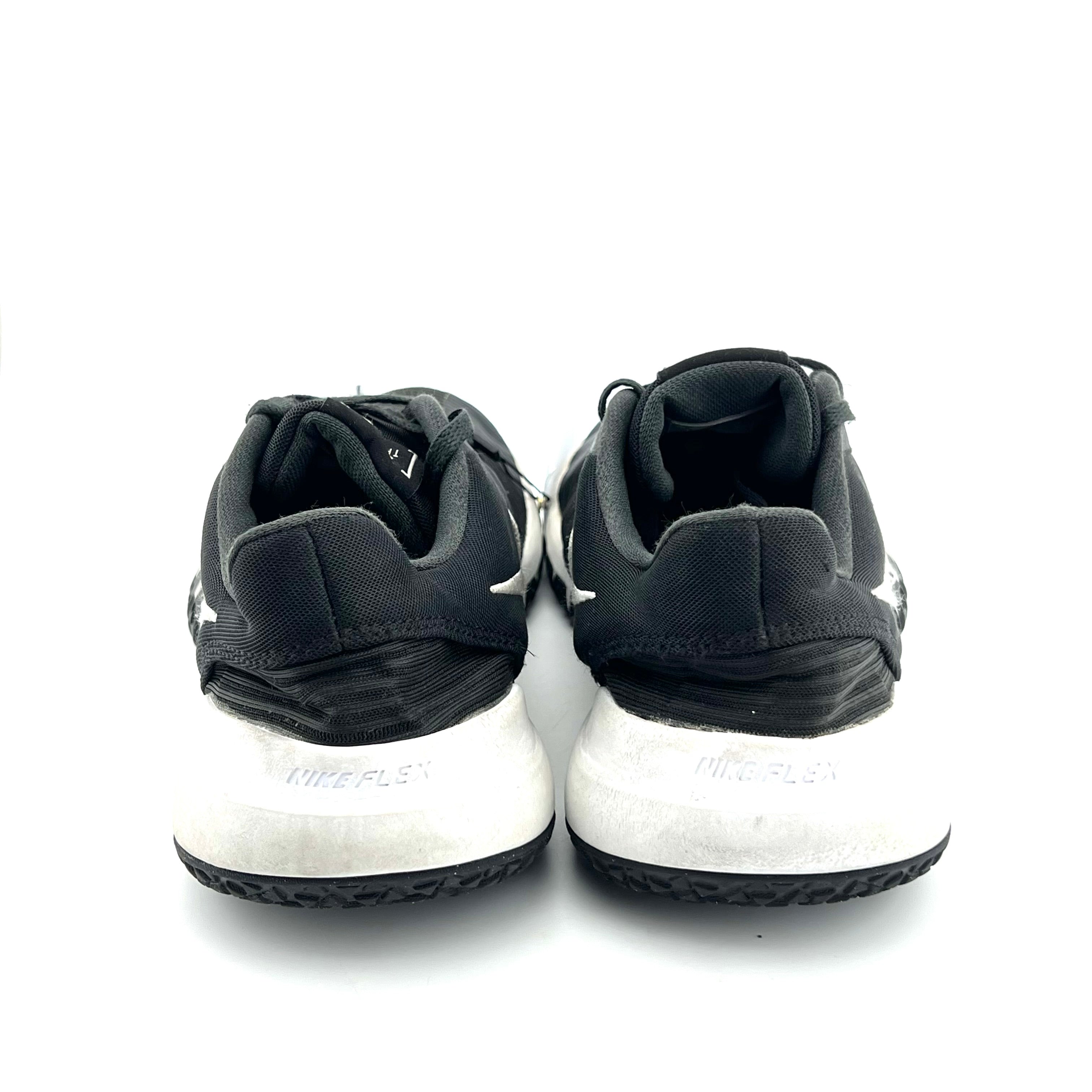 Nike Flex Control 4