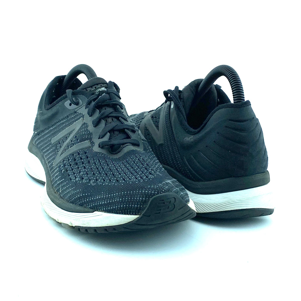 New Balance 860