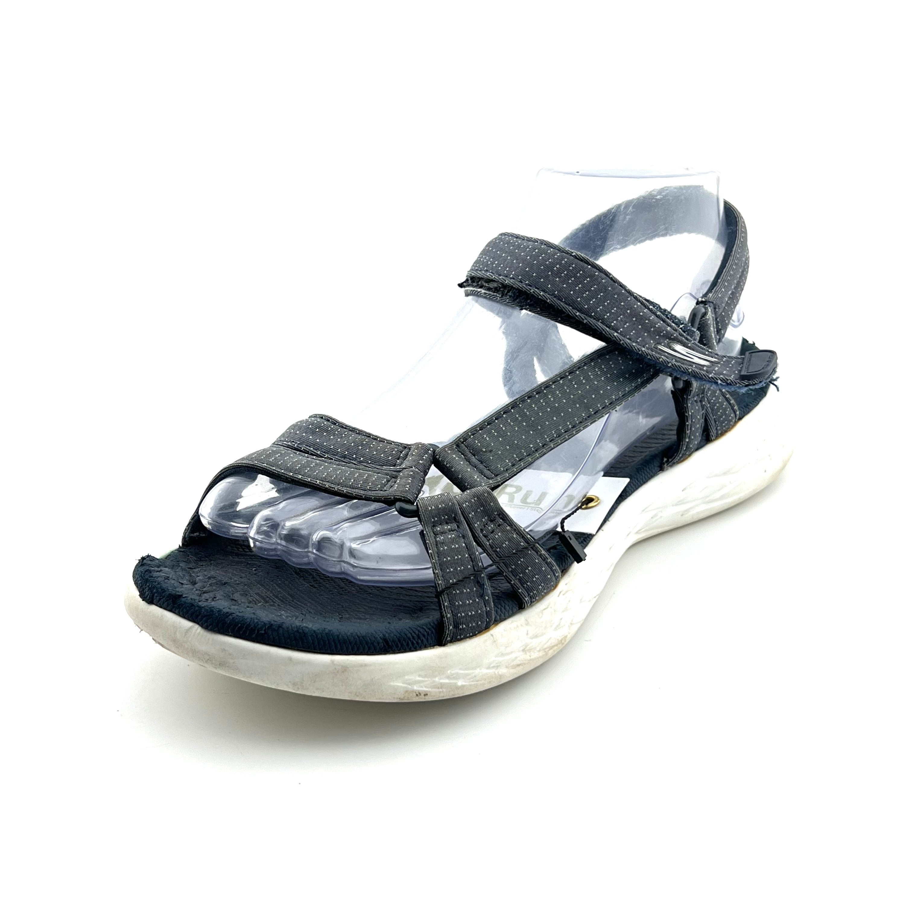 Skechers