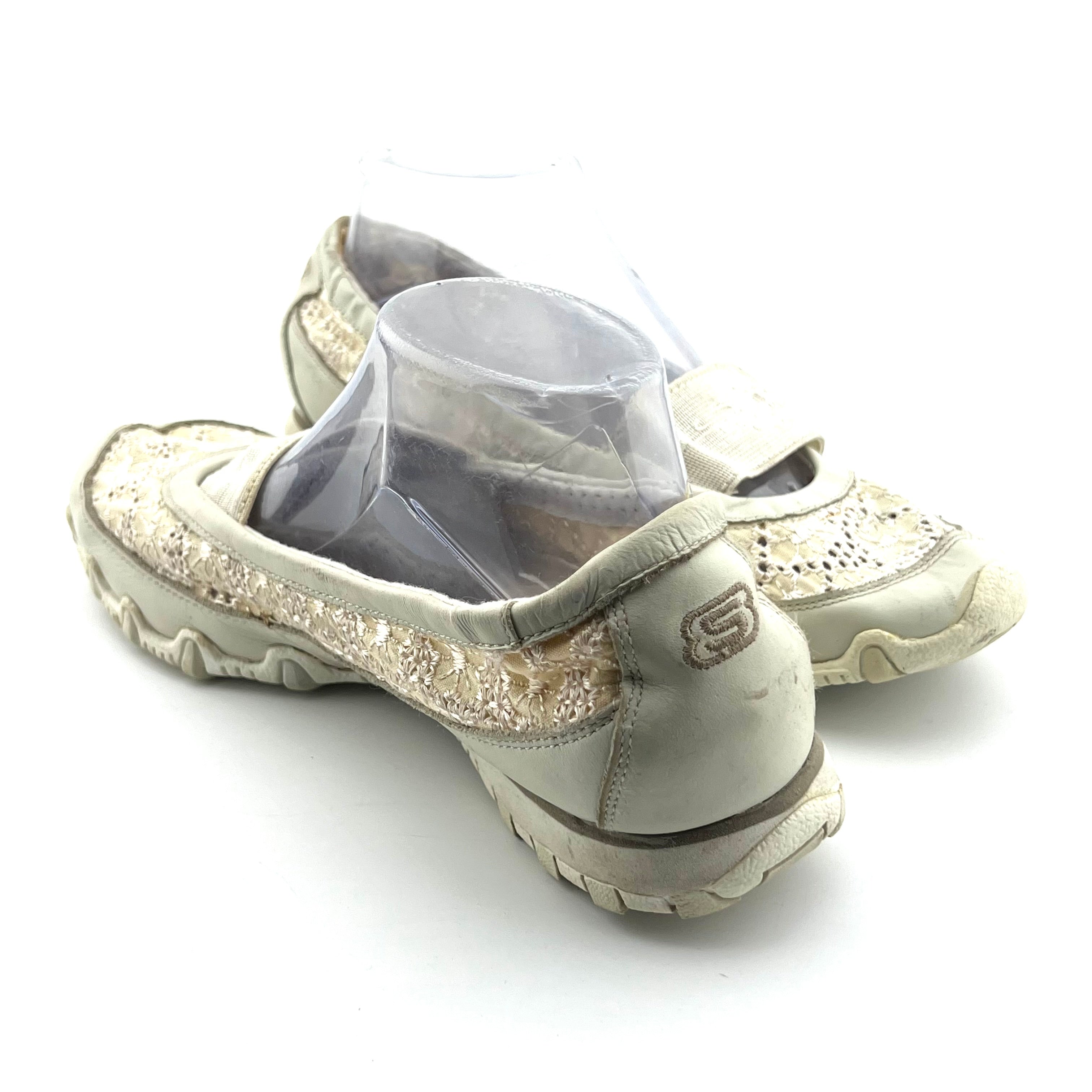 Skechers