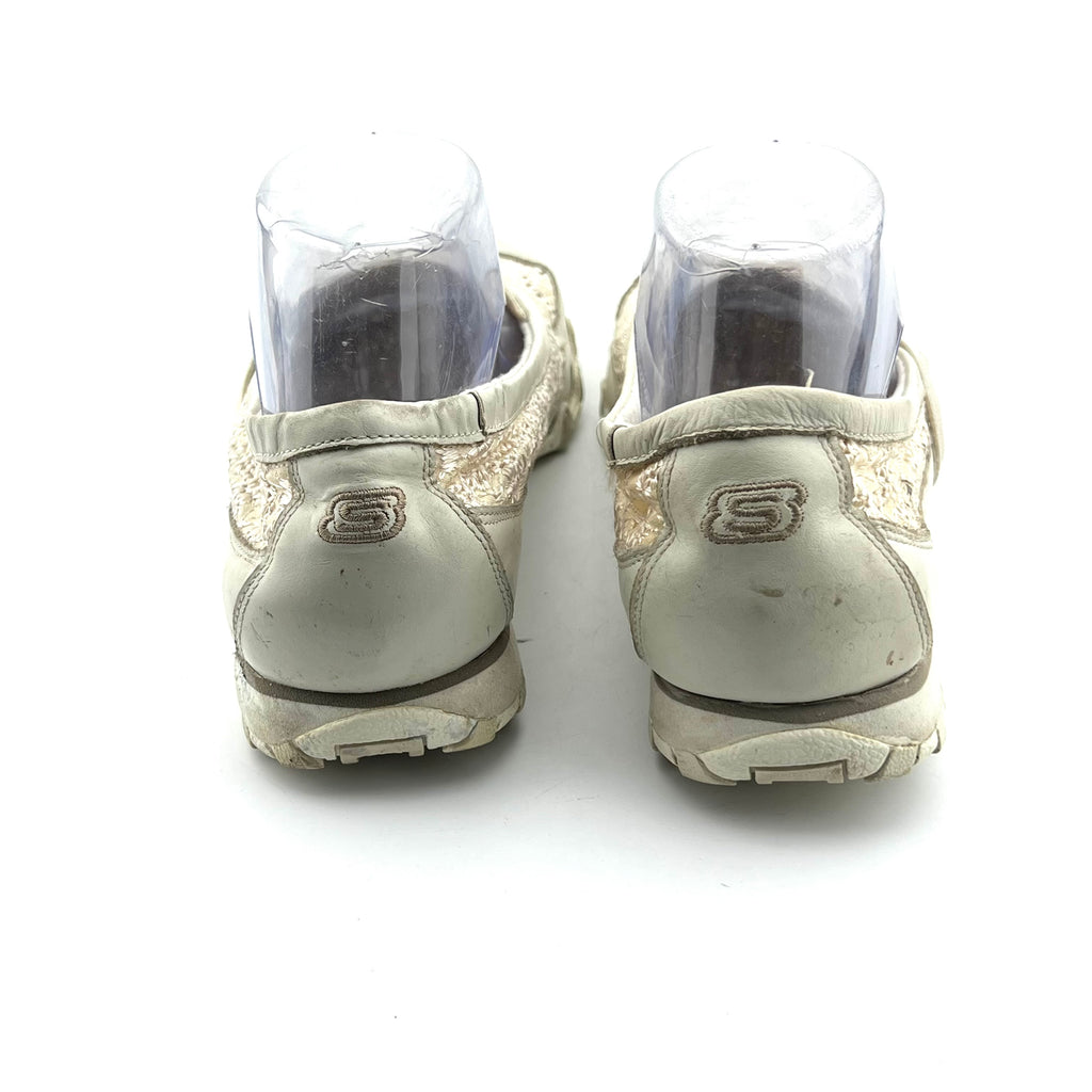 Skechers