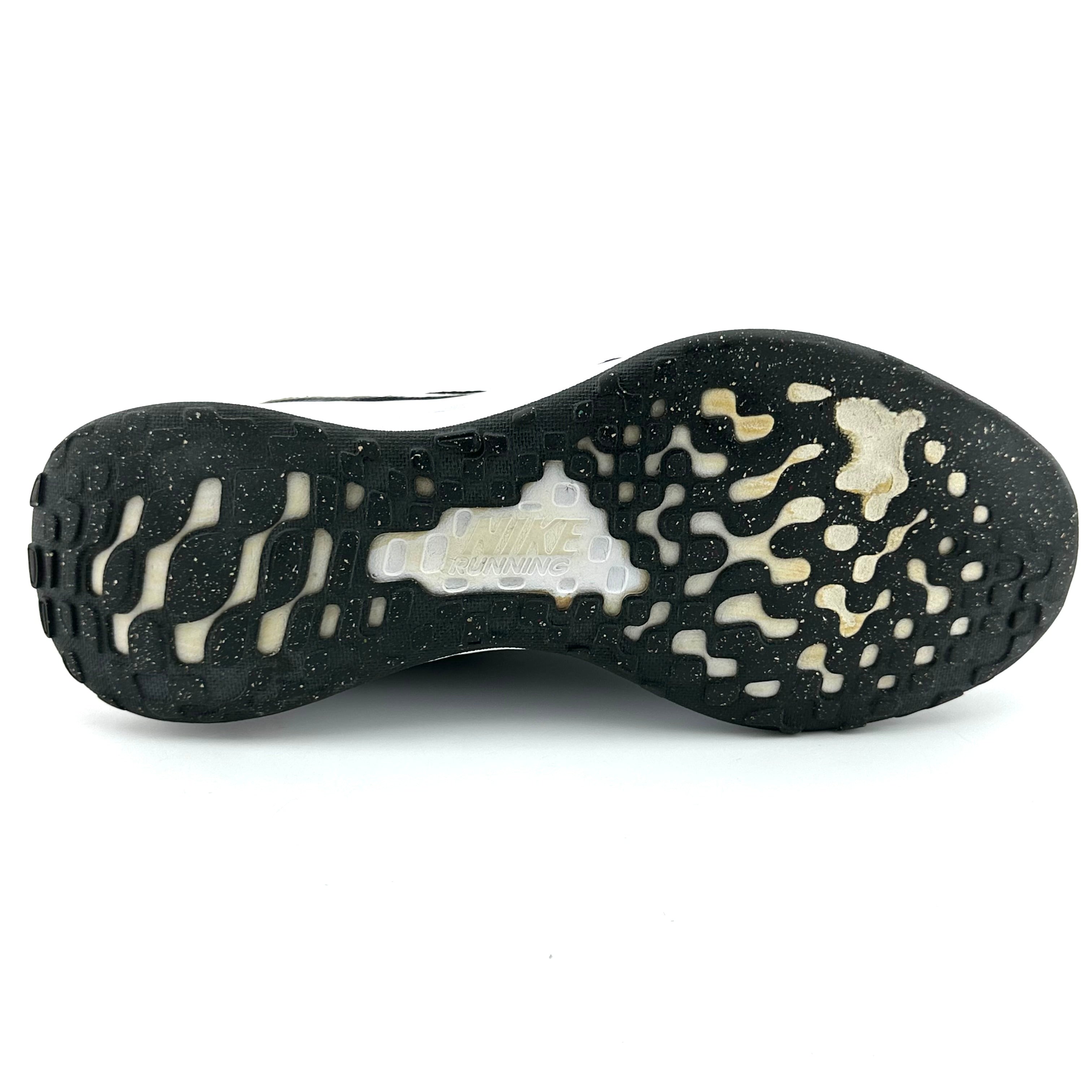Nike Revolution 6 Next Nature