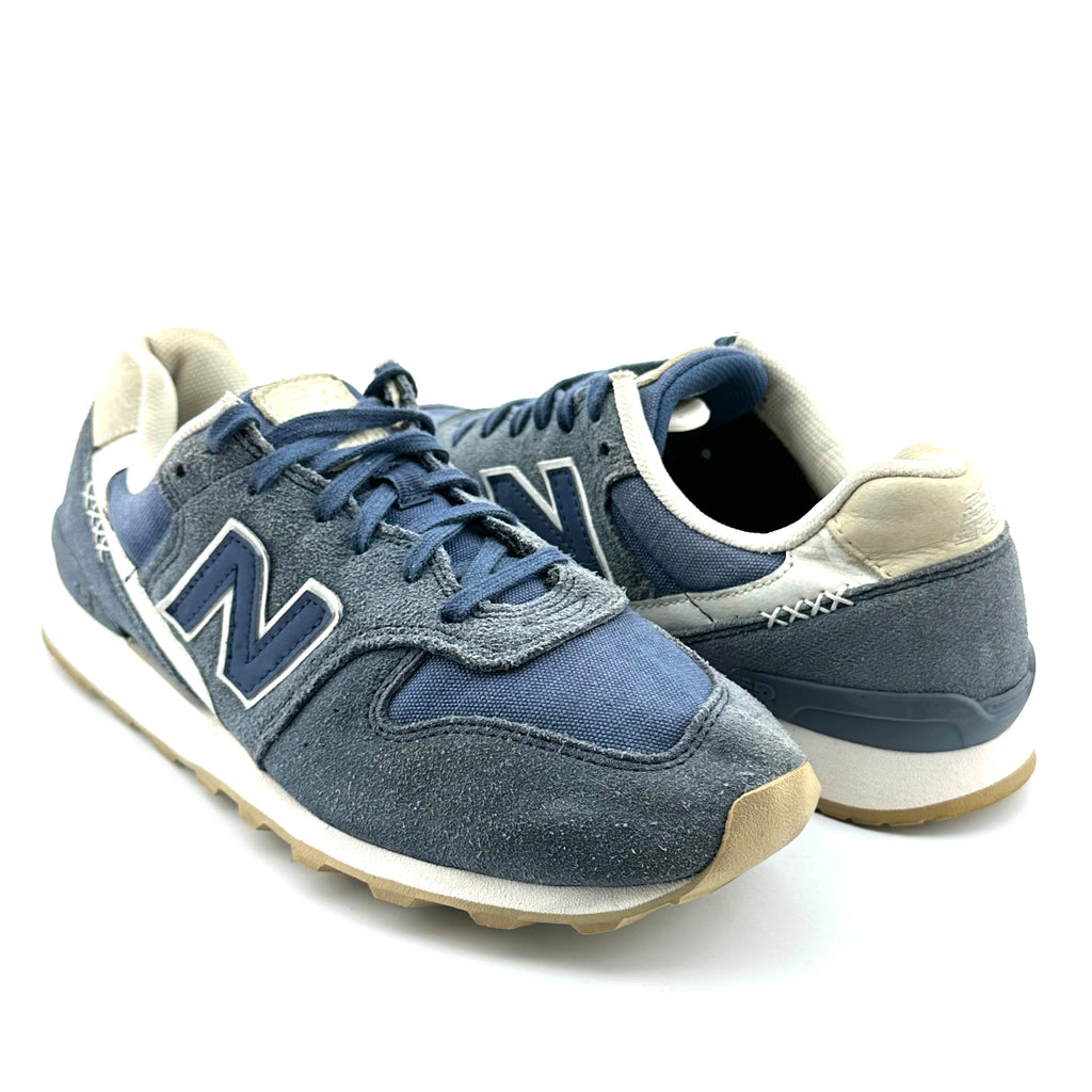 New Balance 996