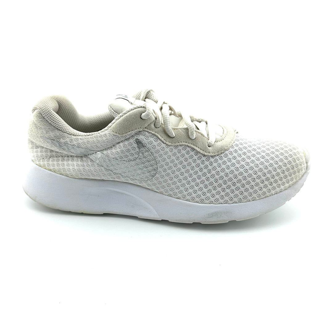 Nike Tanjuor