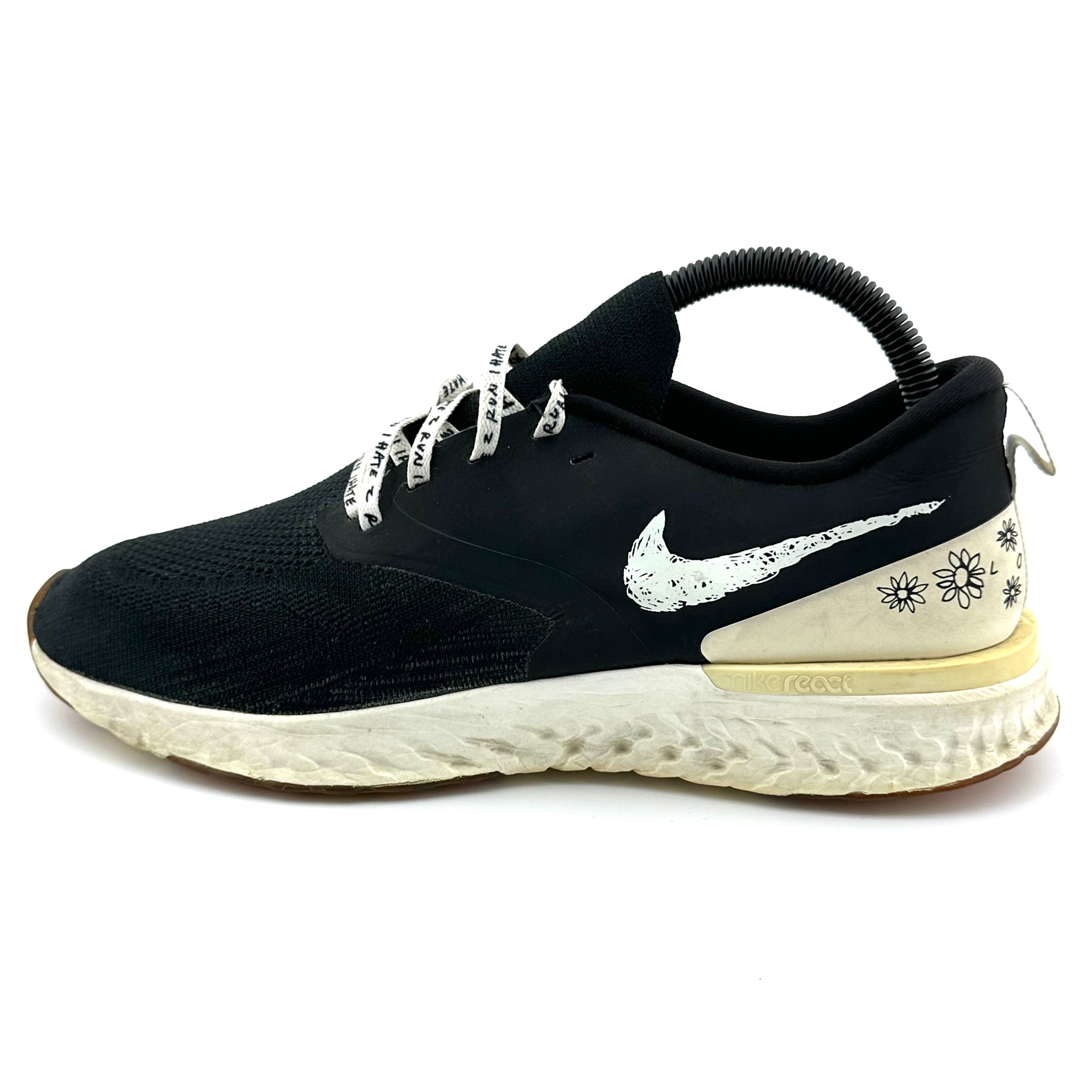 Nike Odyssey React Flyknit 2