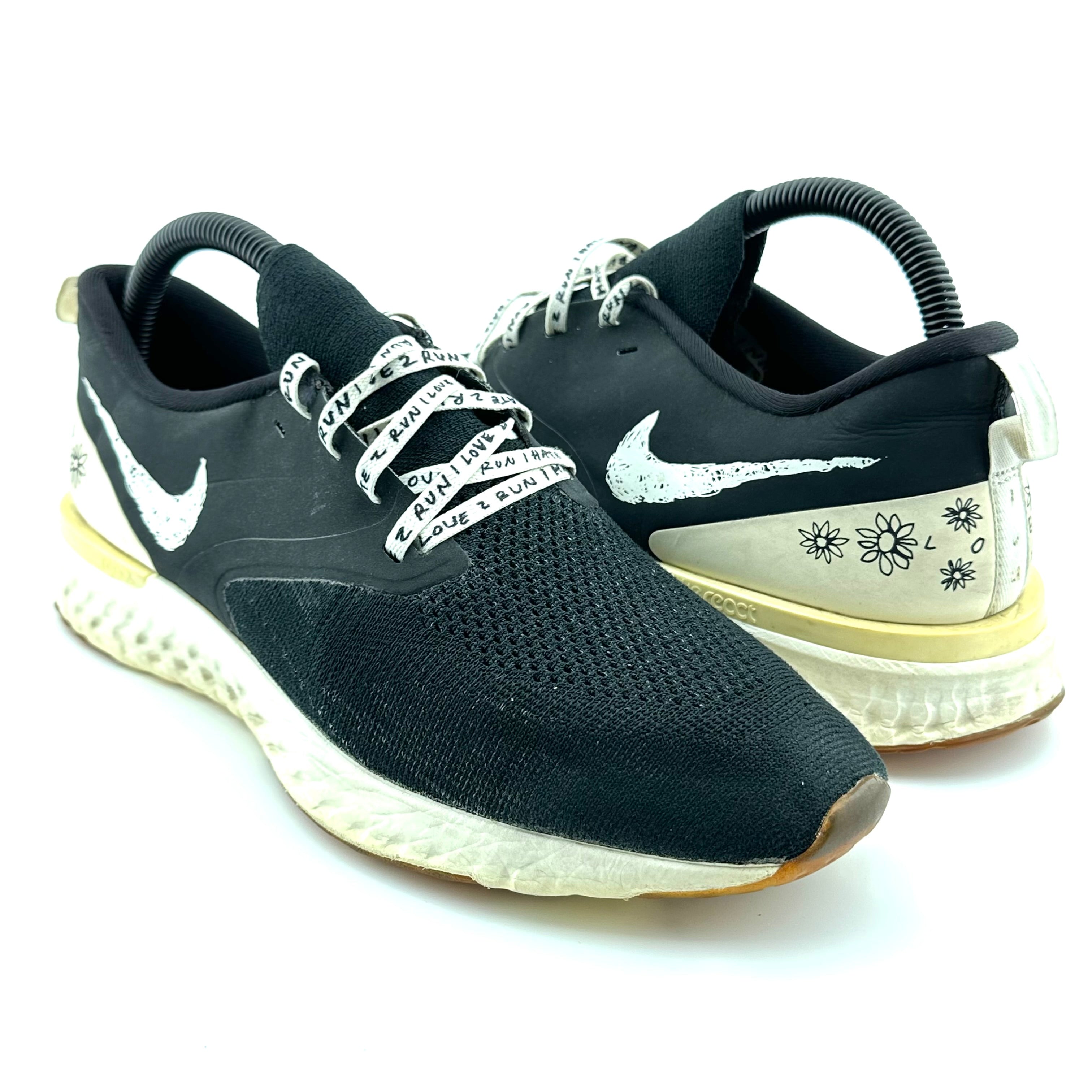Nike Odyssey React Flyknit 2