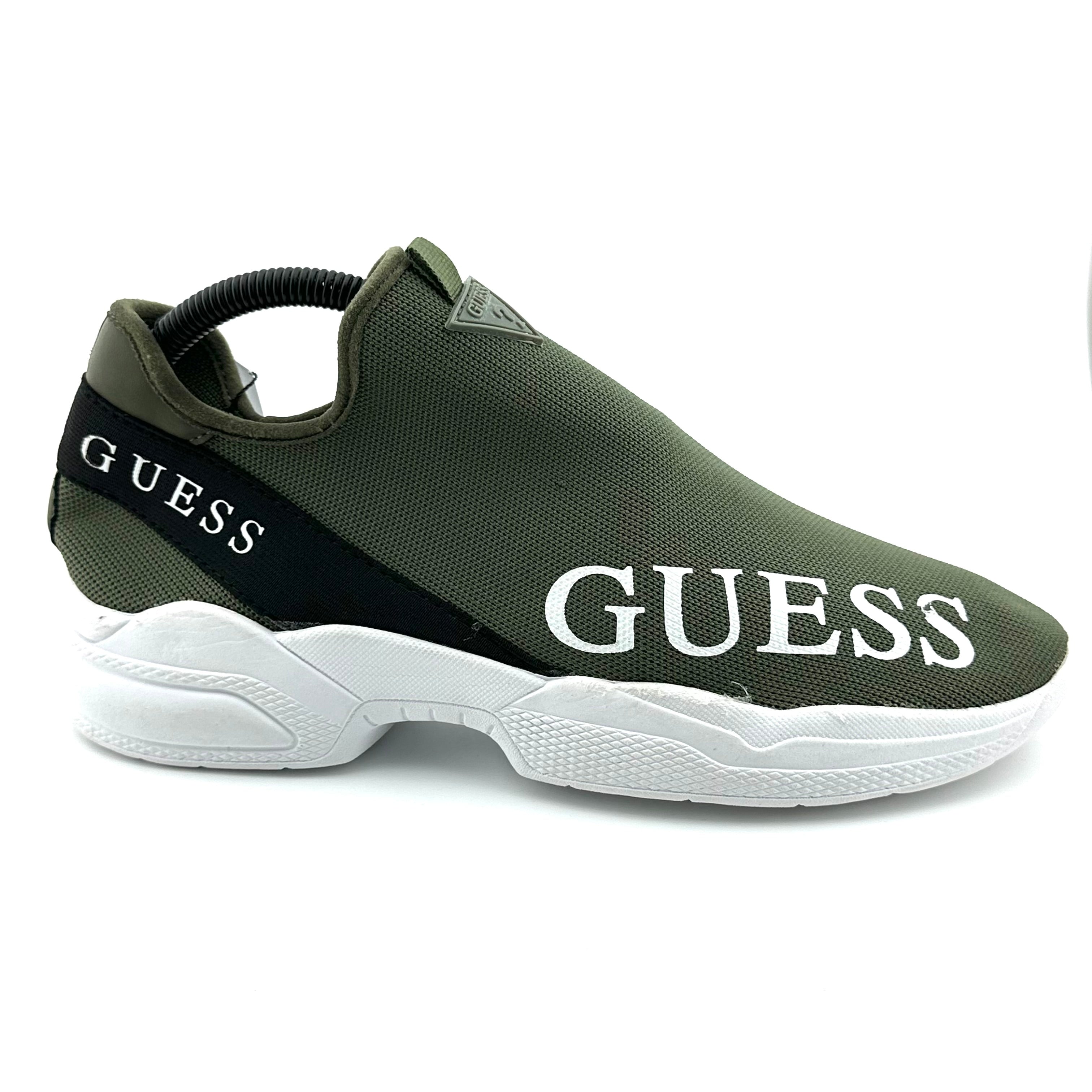 Guess Slip-On