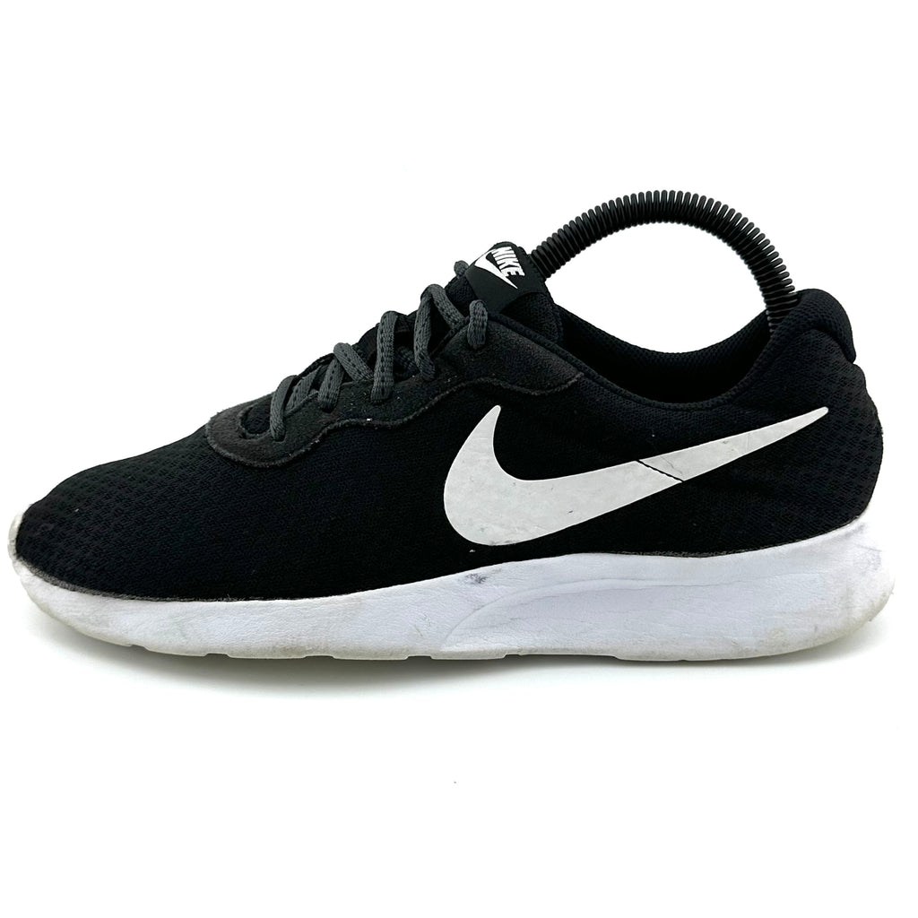 Nike  Tanjun