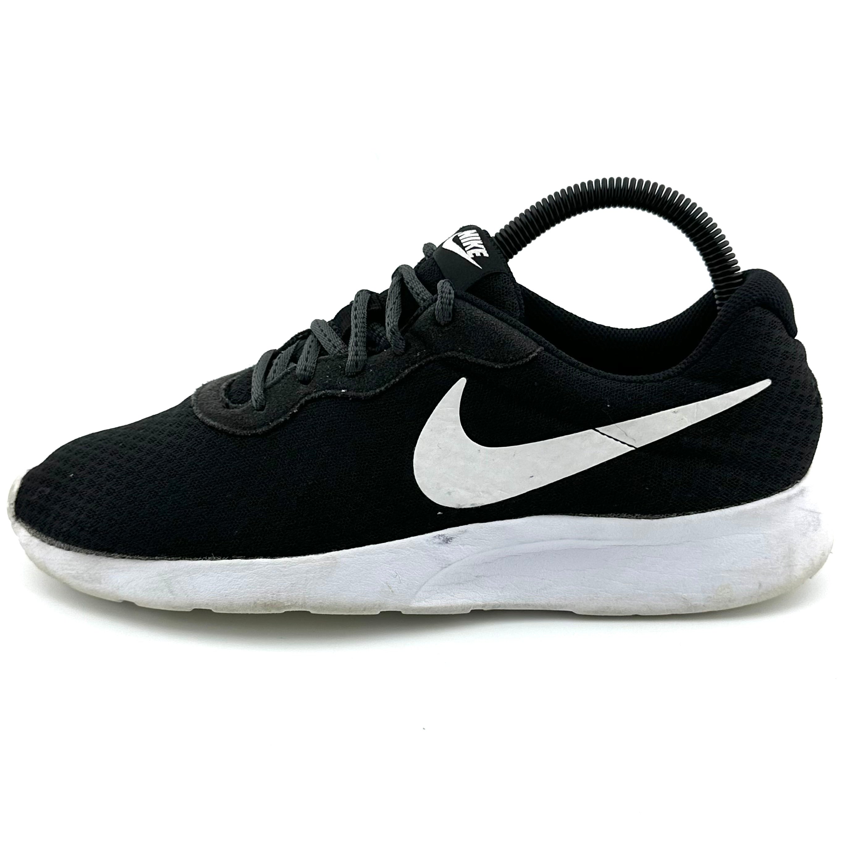 Nike  Tanjun