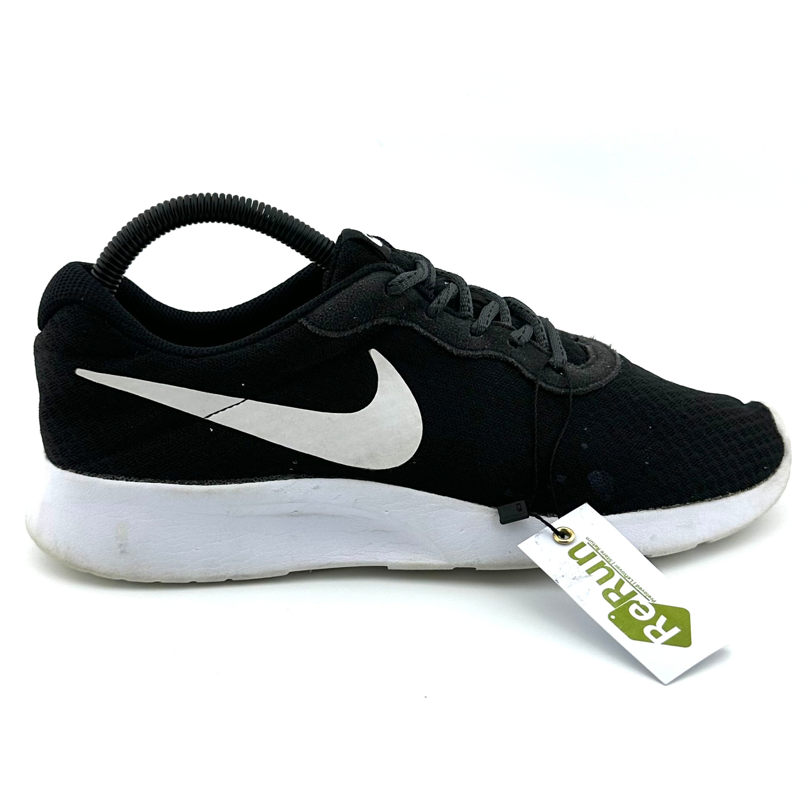 Nike  Tanjun