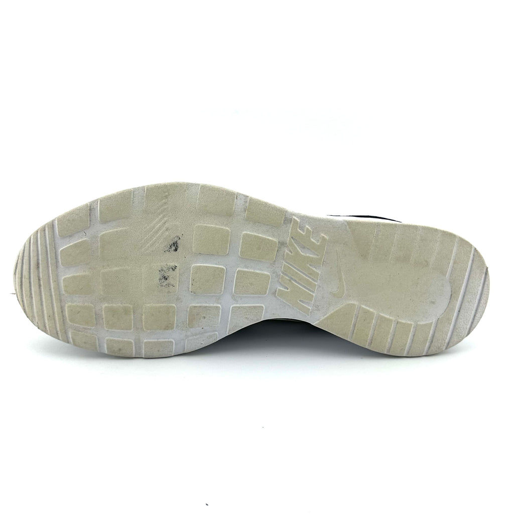 Nike  Tanjun