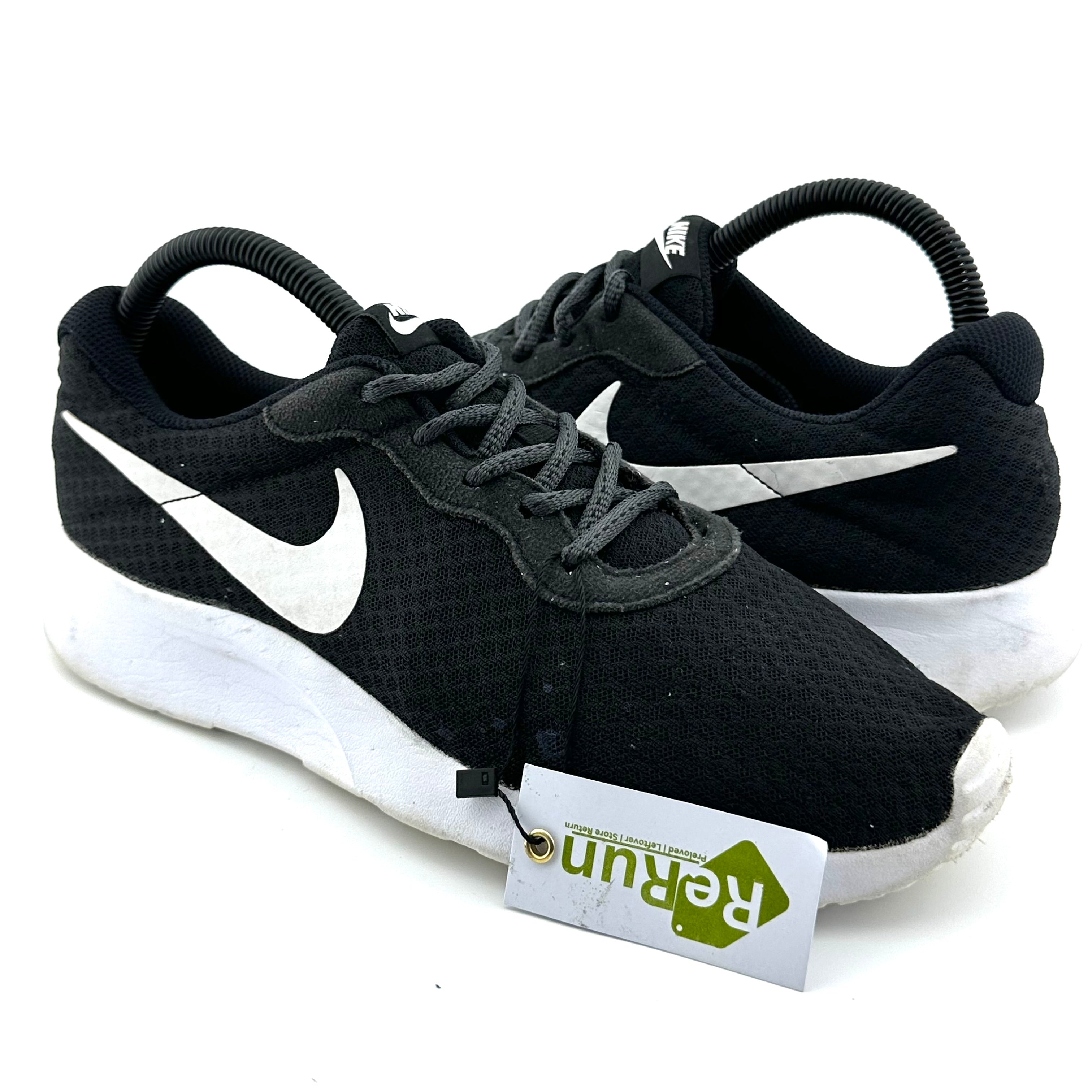 Nike  Tanjun