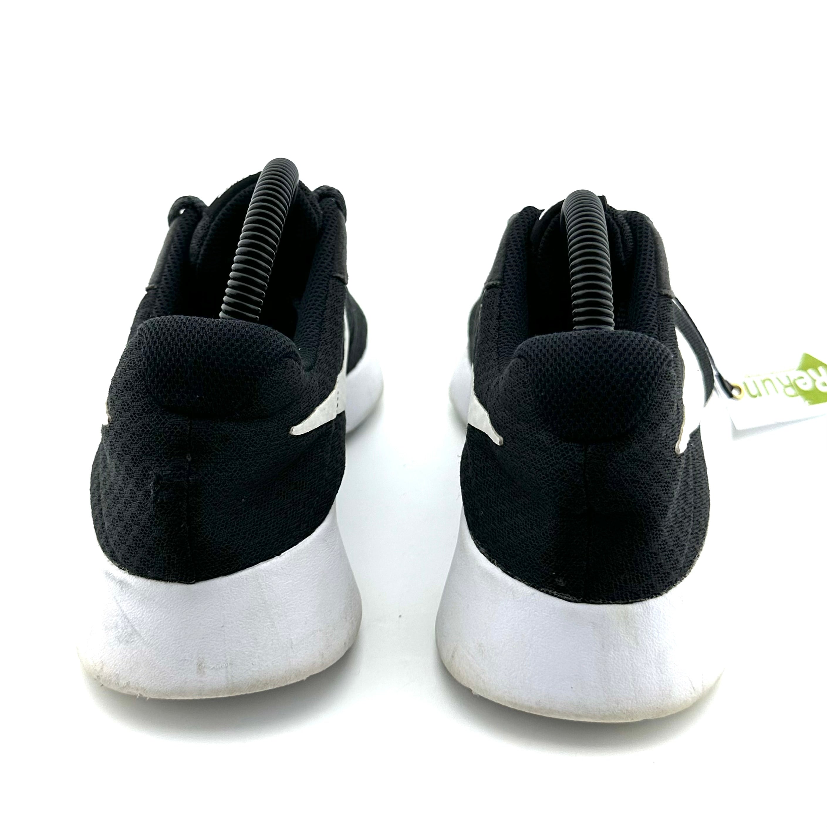 Nike  Tanjun