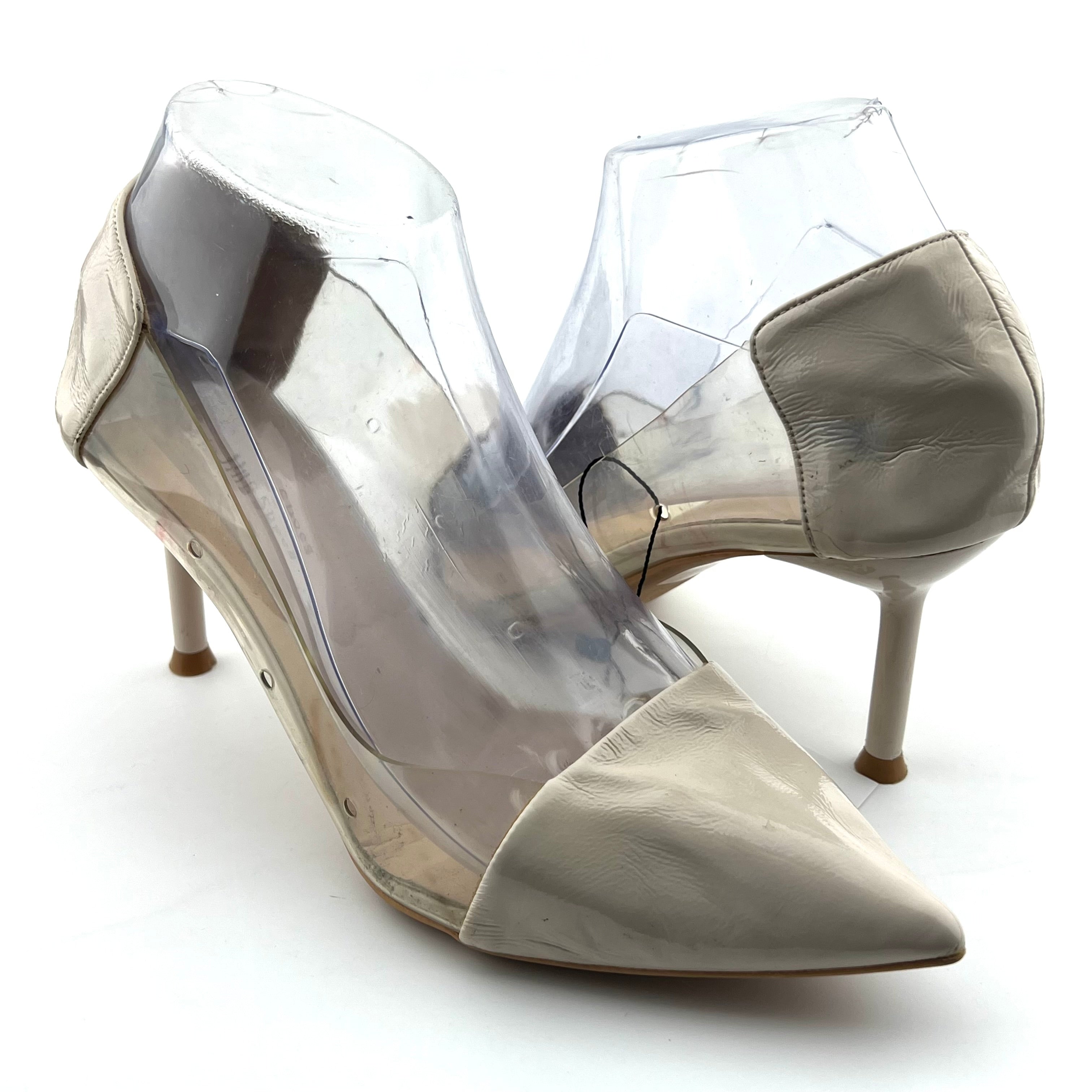 Xin Jing Shoes