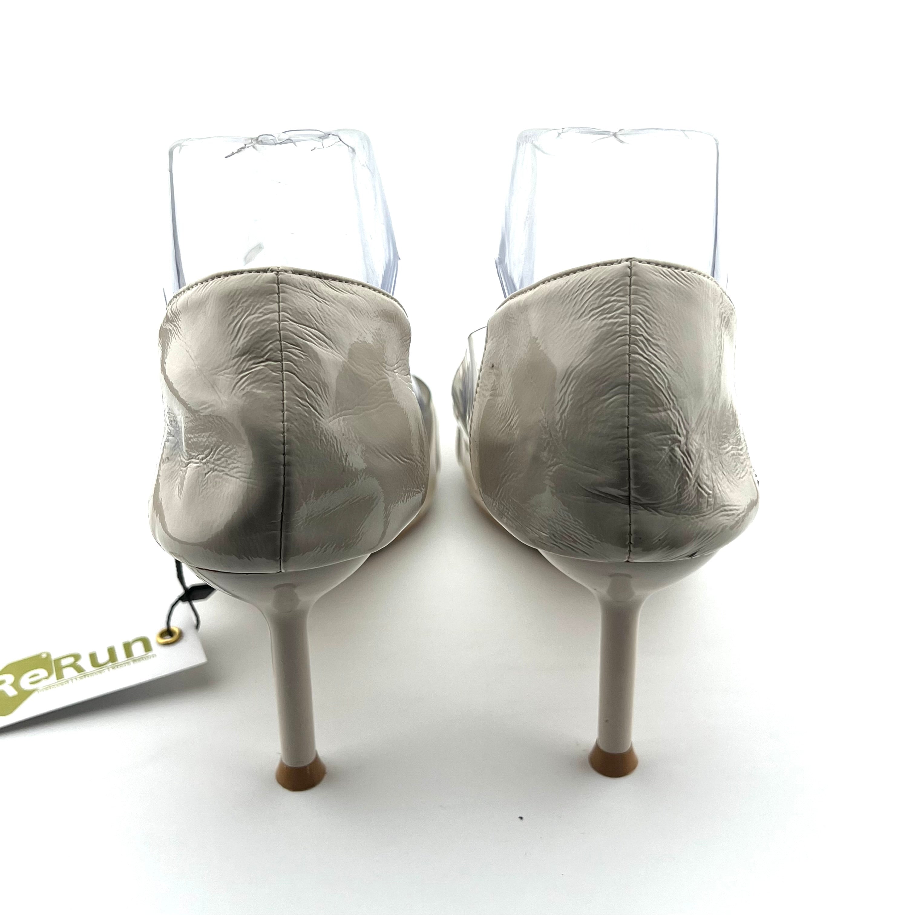 Xin Jing Shoes