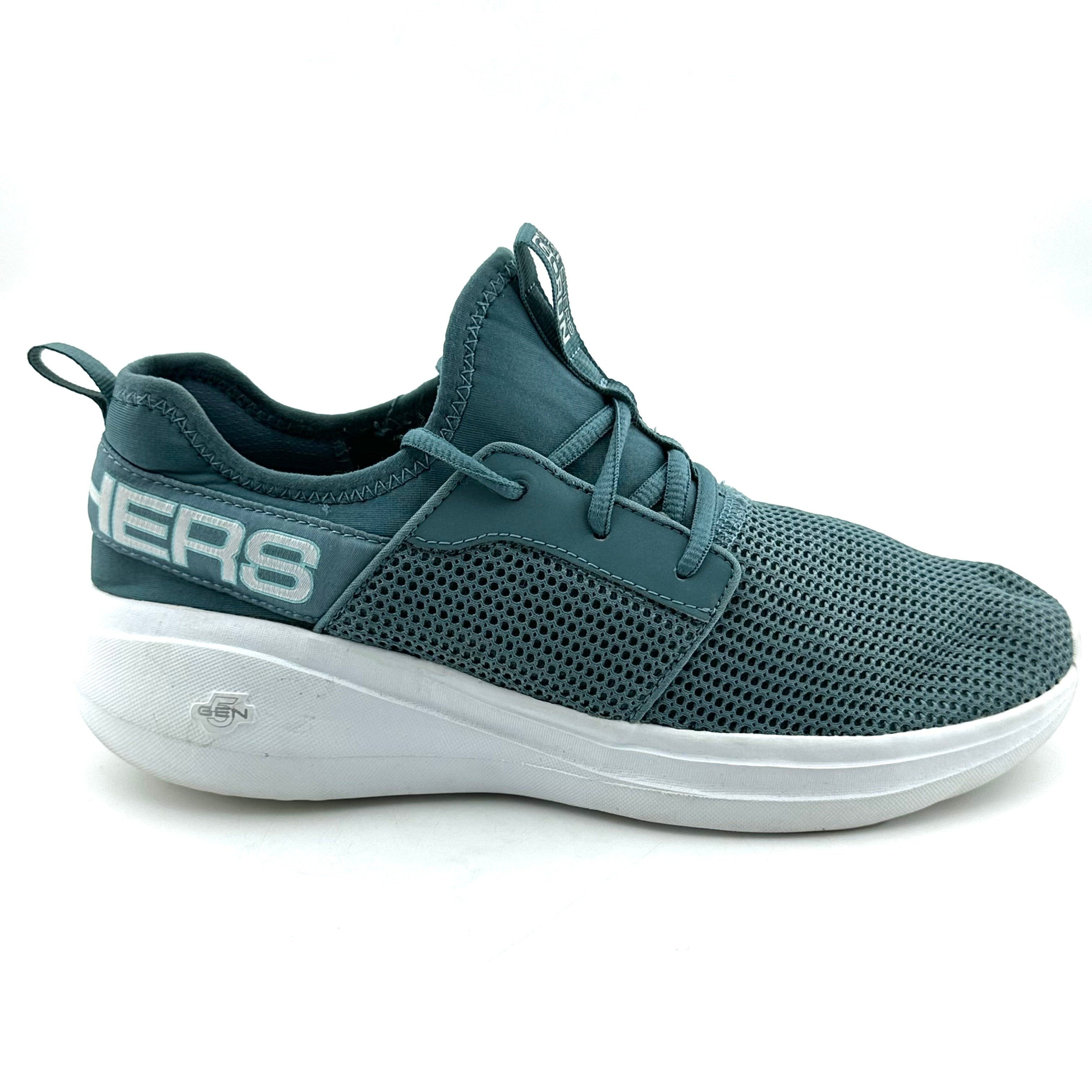 Skechers