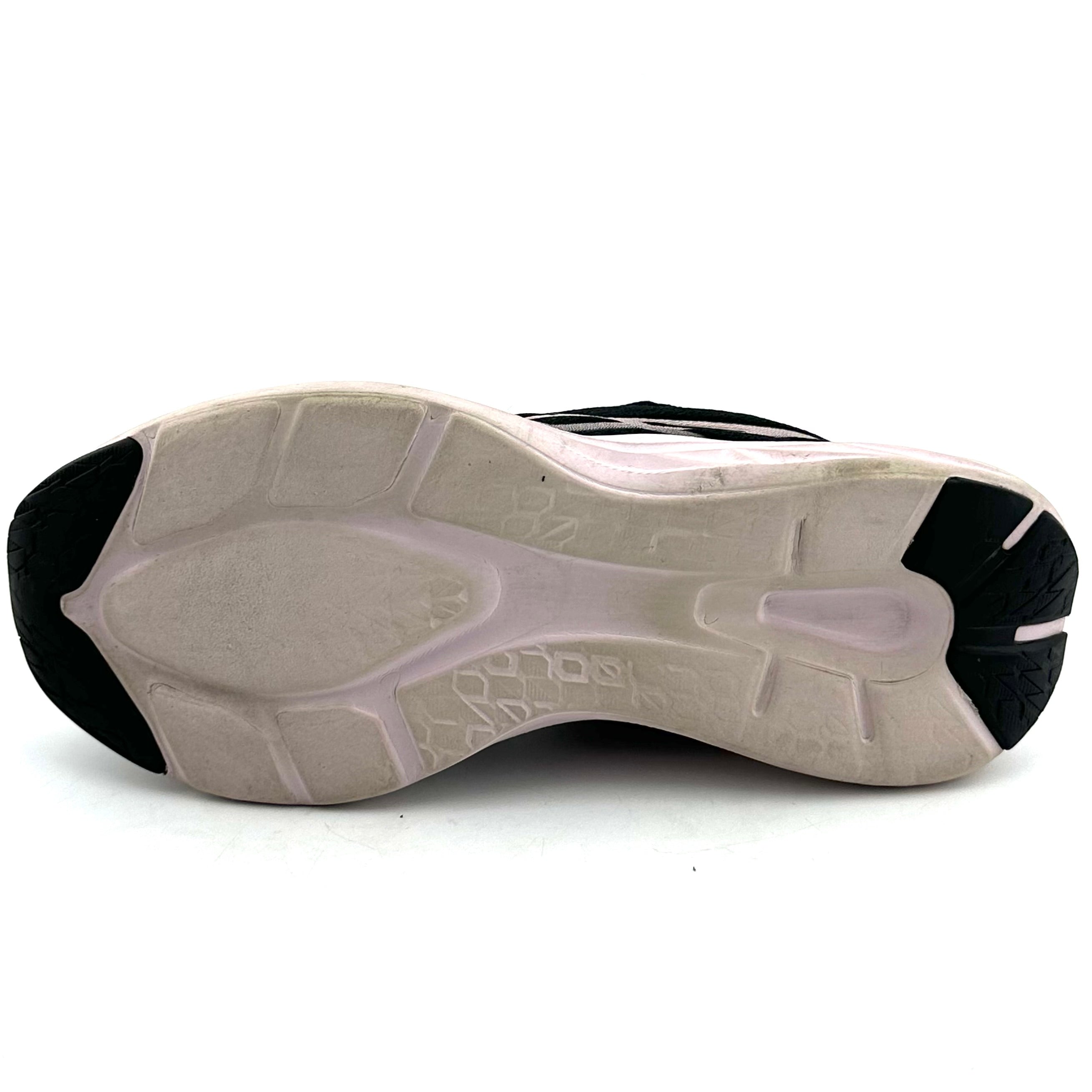 Asics Nova Blast 5