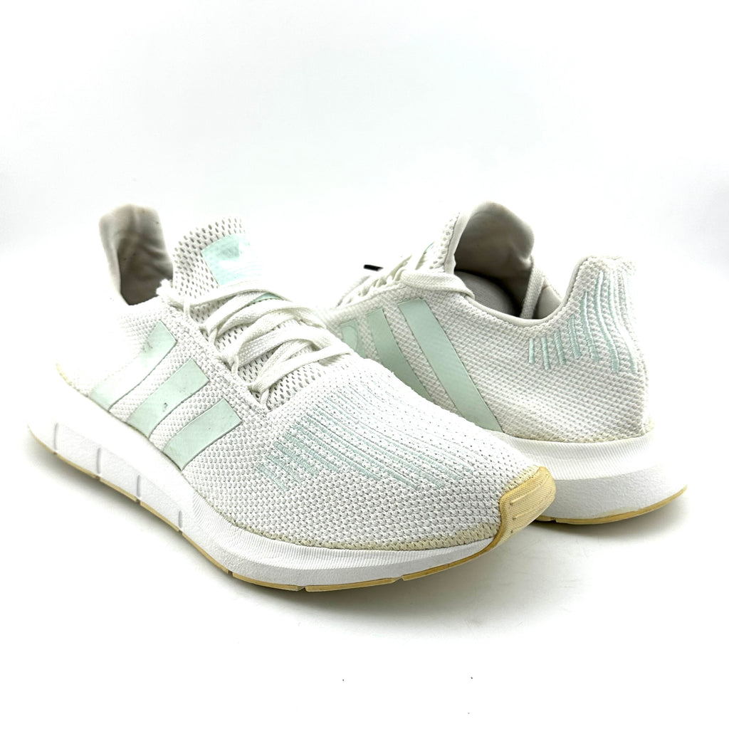 Adidas Swift Run