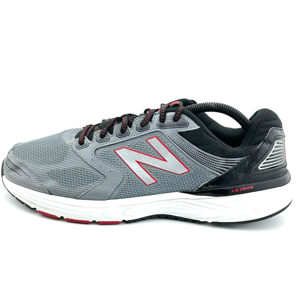 New Balance 560v7