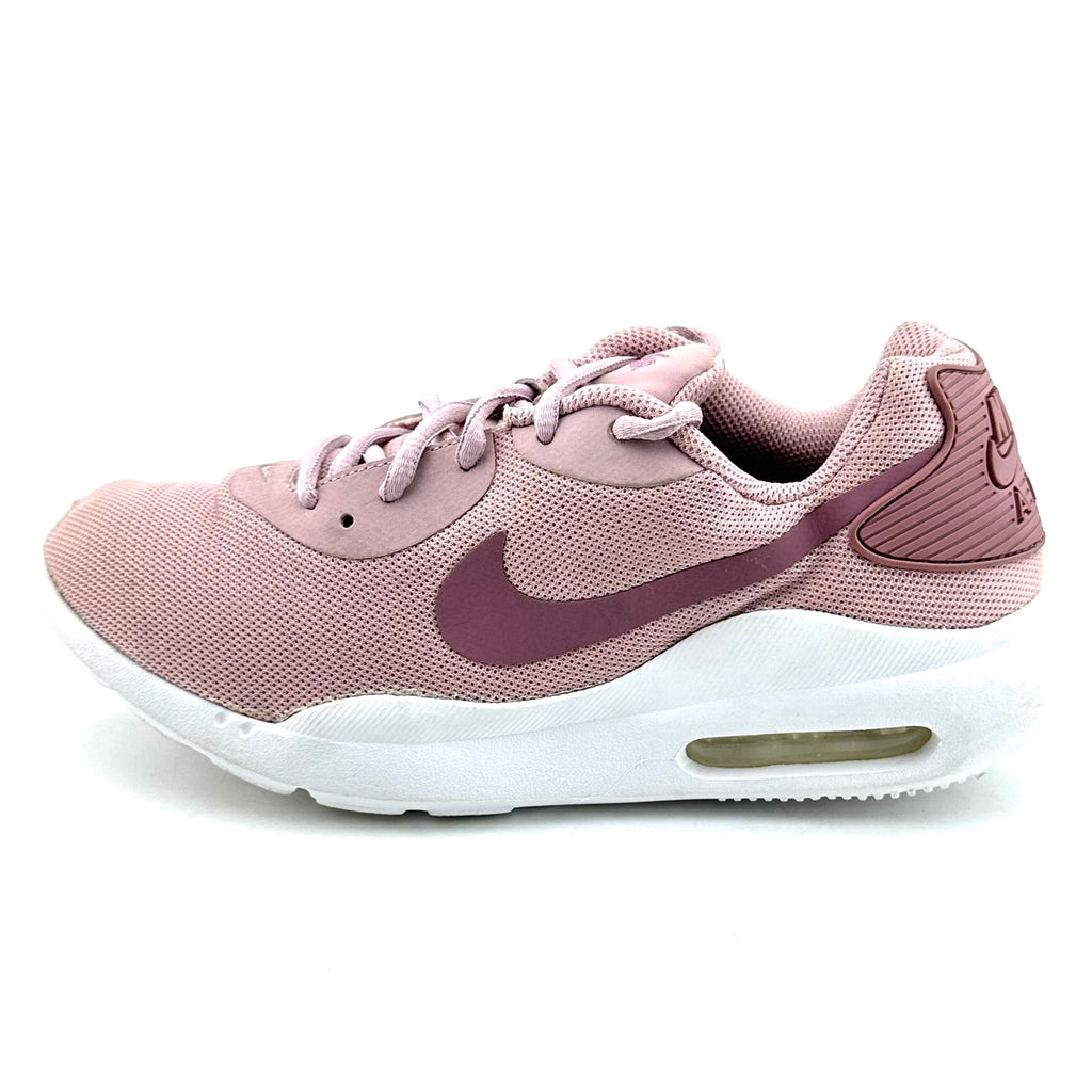 Nike Air Max Oketo
