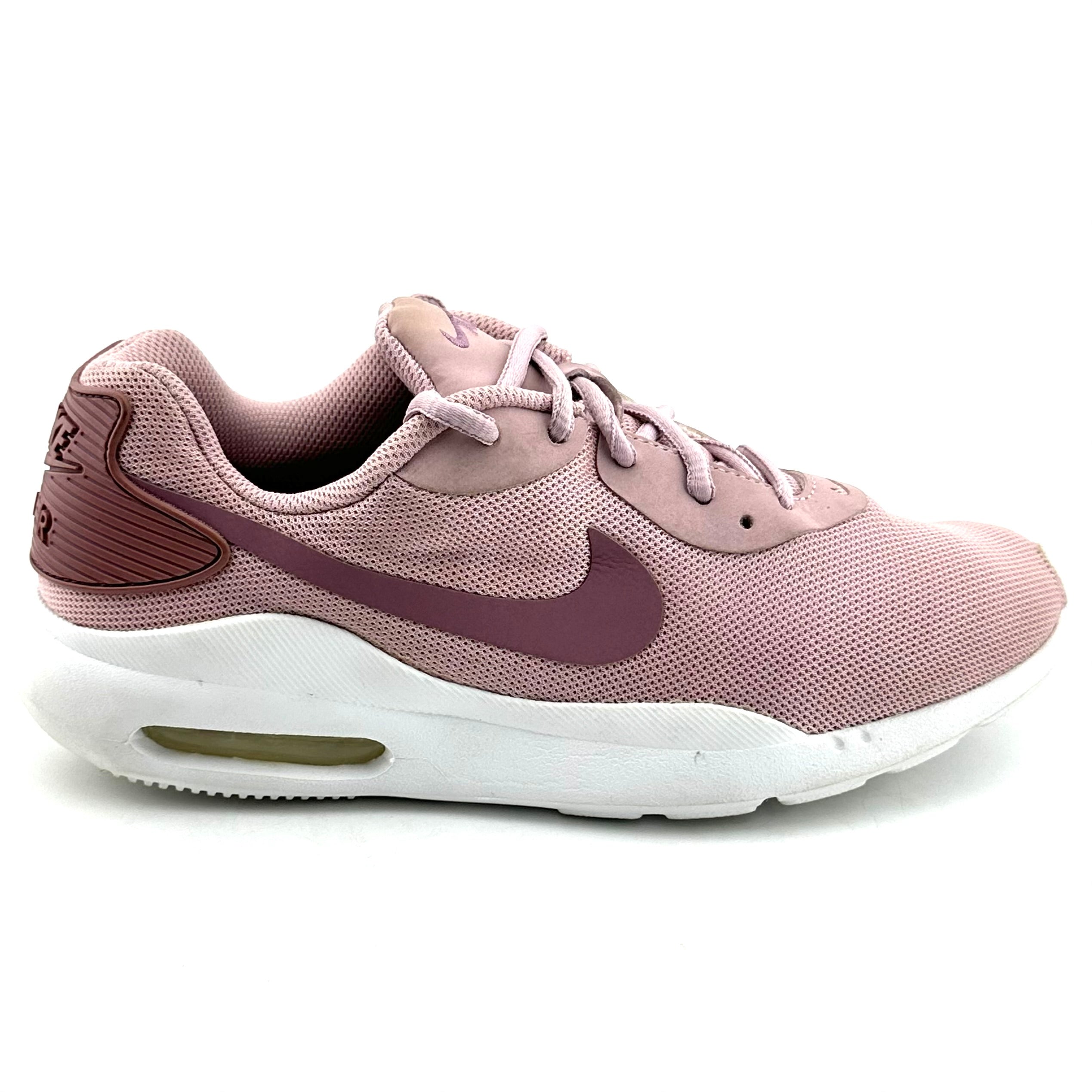 Nike Air Max Oketo