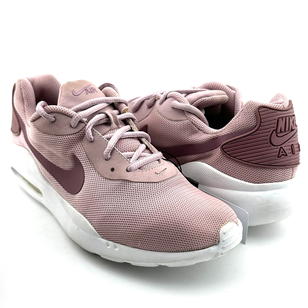 Nike Air Max Oketo