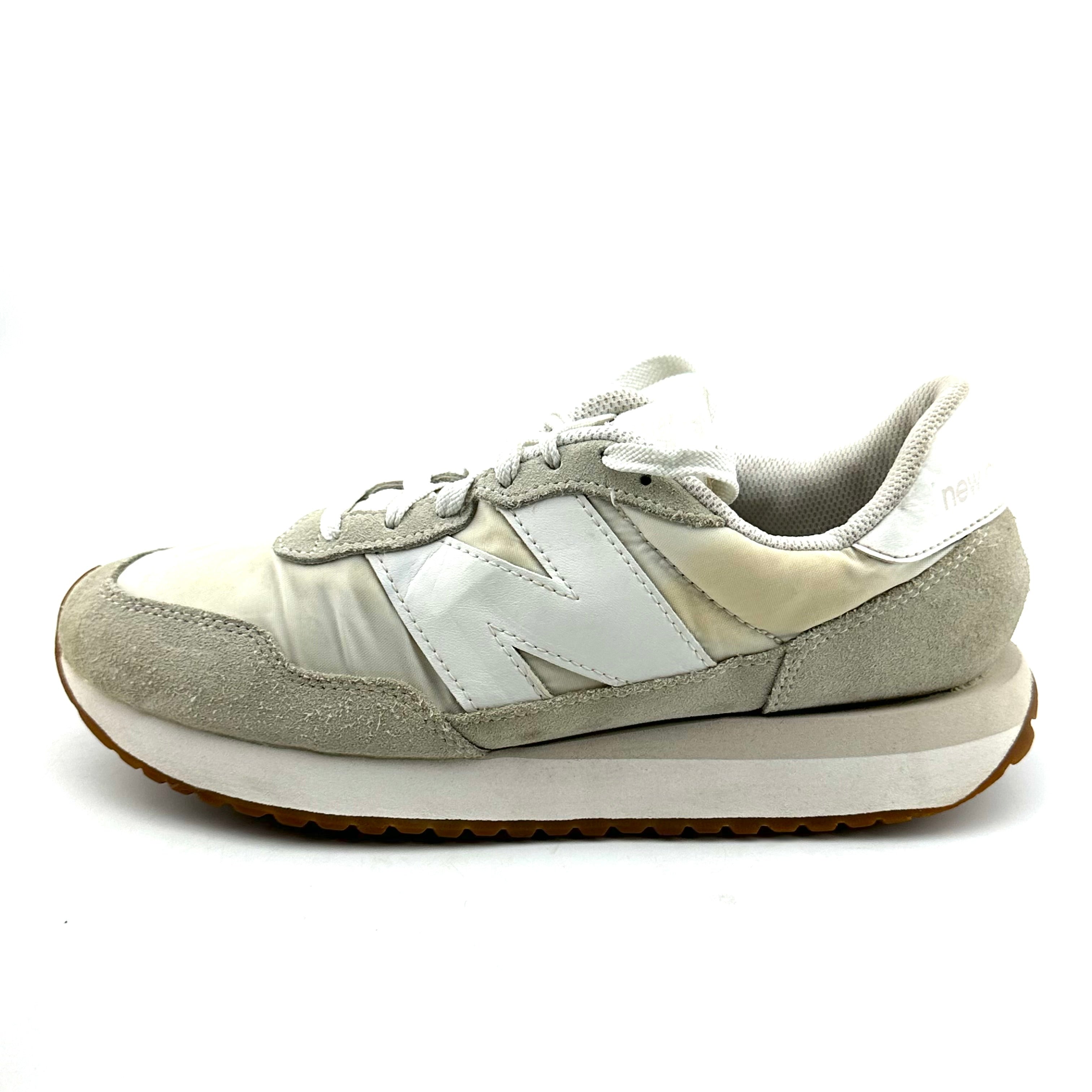 New Balance 237