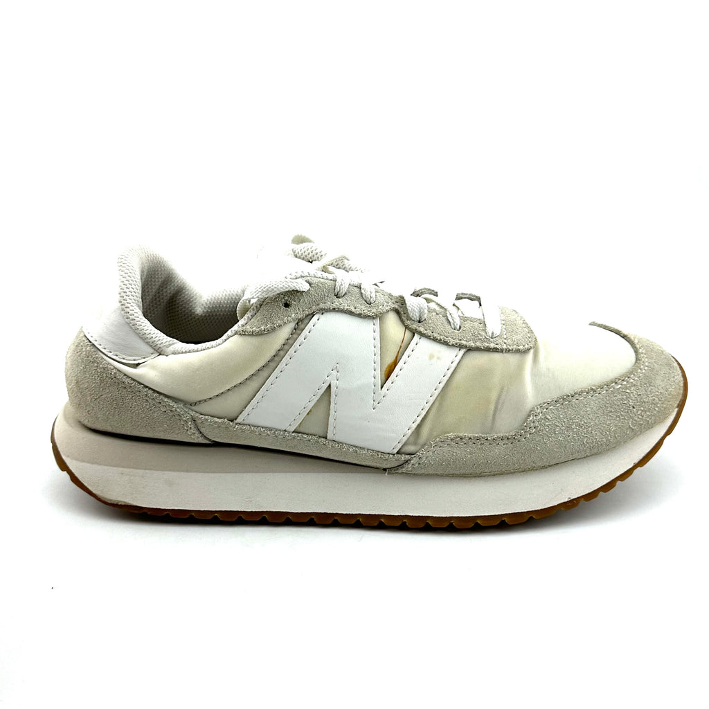 New Balance 237
