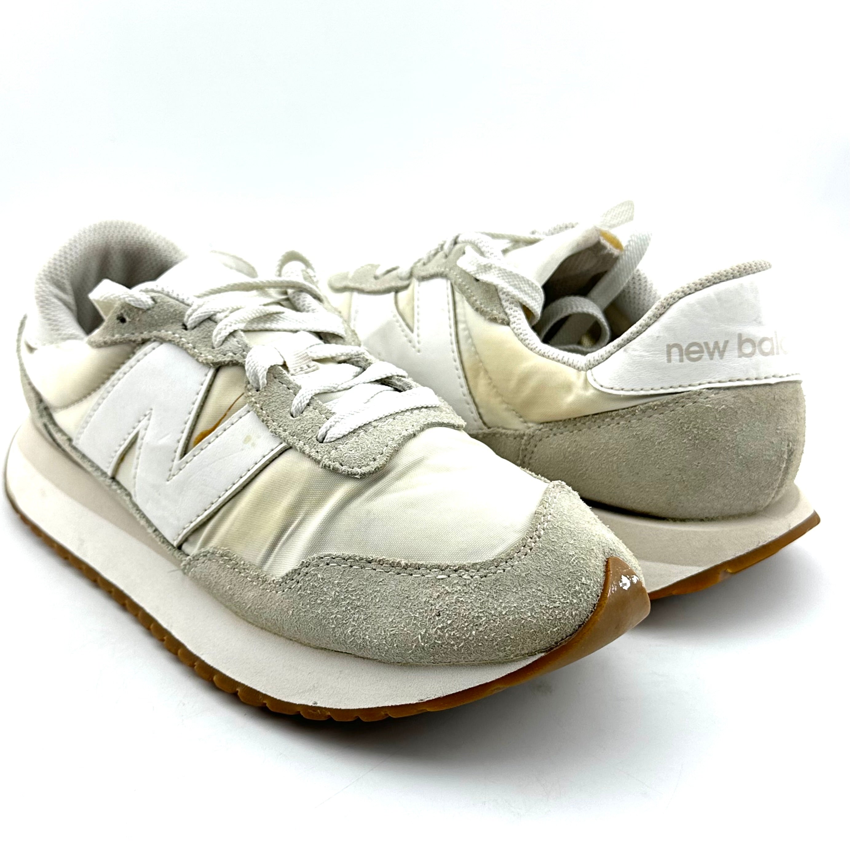 New Balance 237