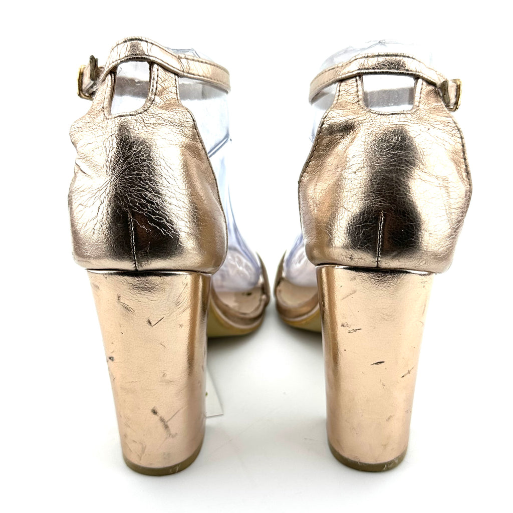 Koi Footwear