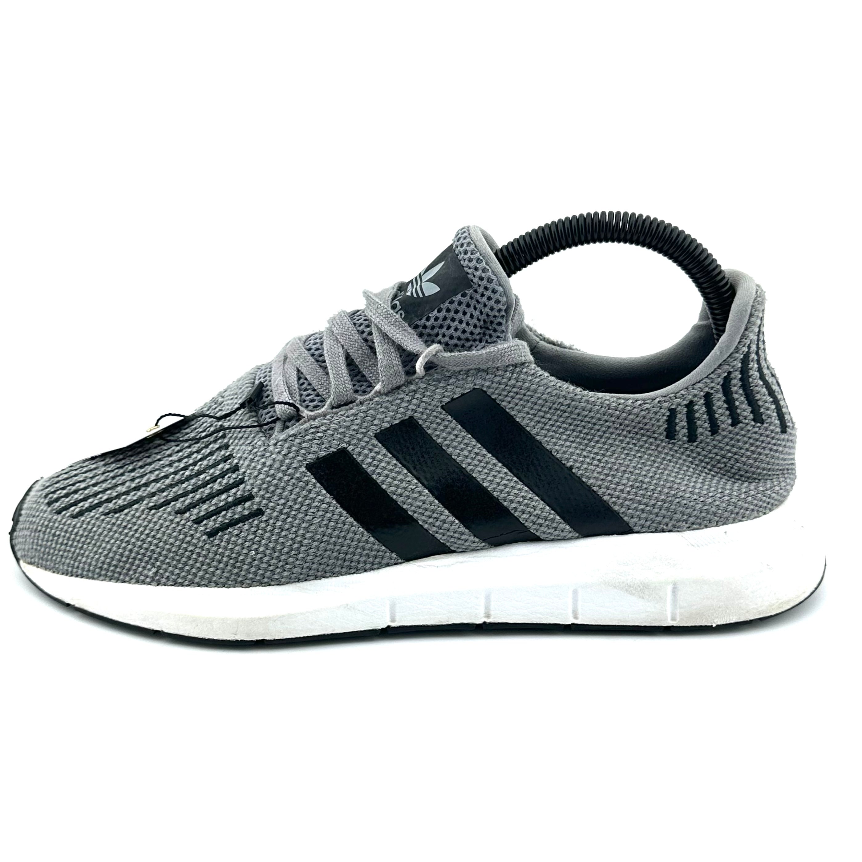 Adidas Swift Run