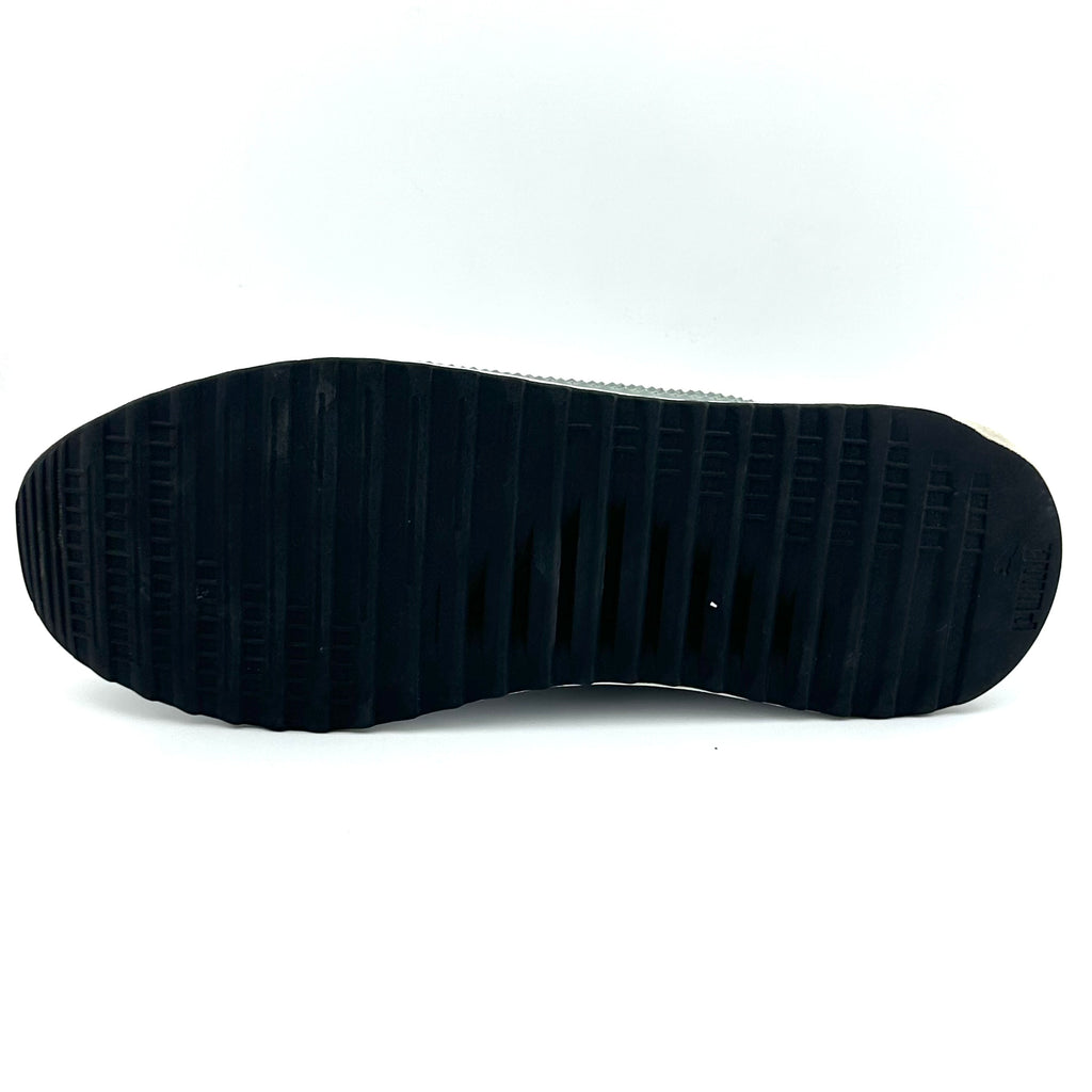 Puma Pacer Net Cage