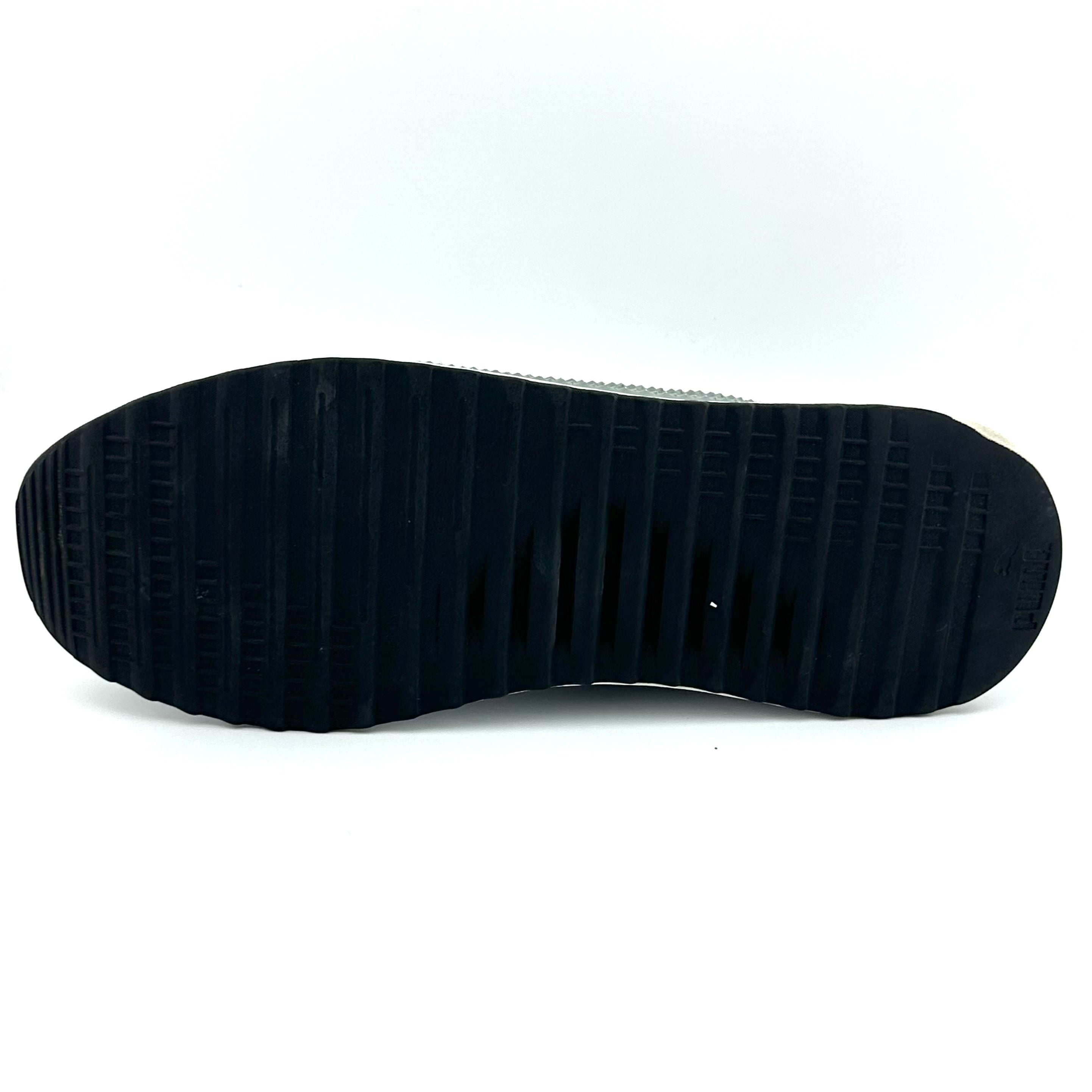 Puma Pacer Net Cage