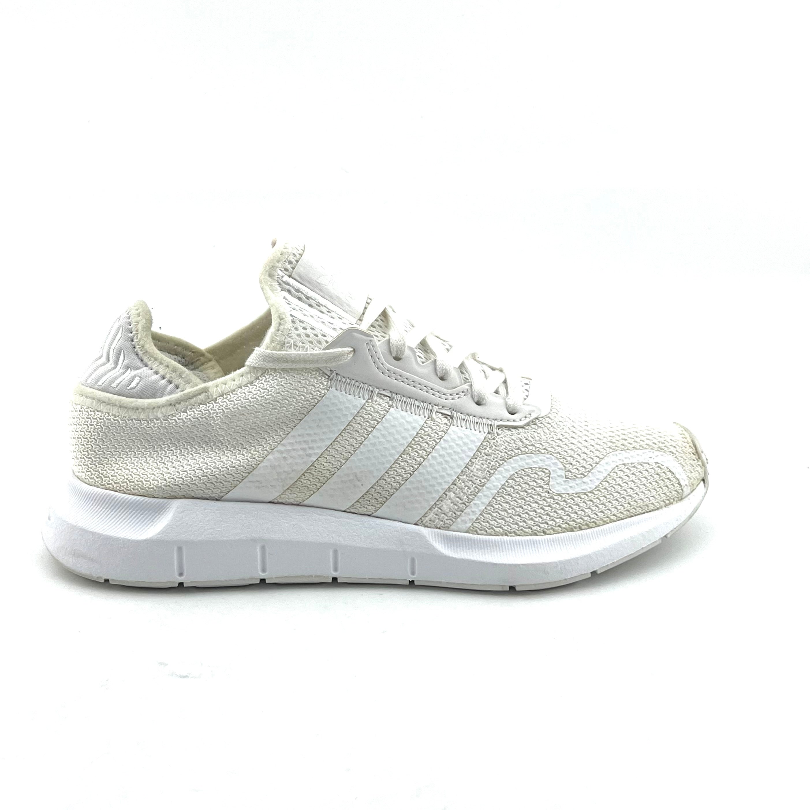 Adidas Swift Run X
