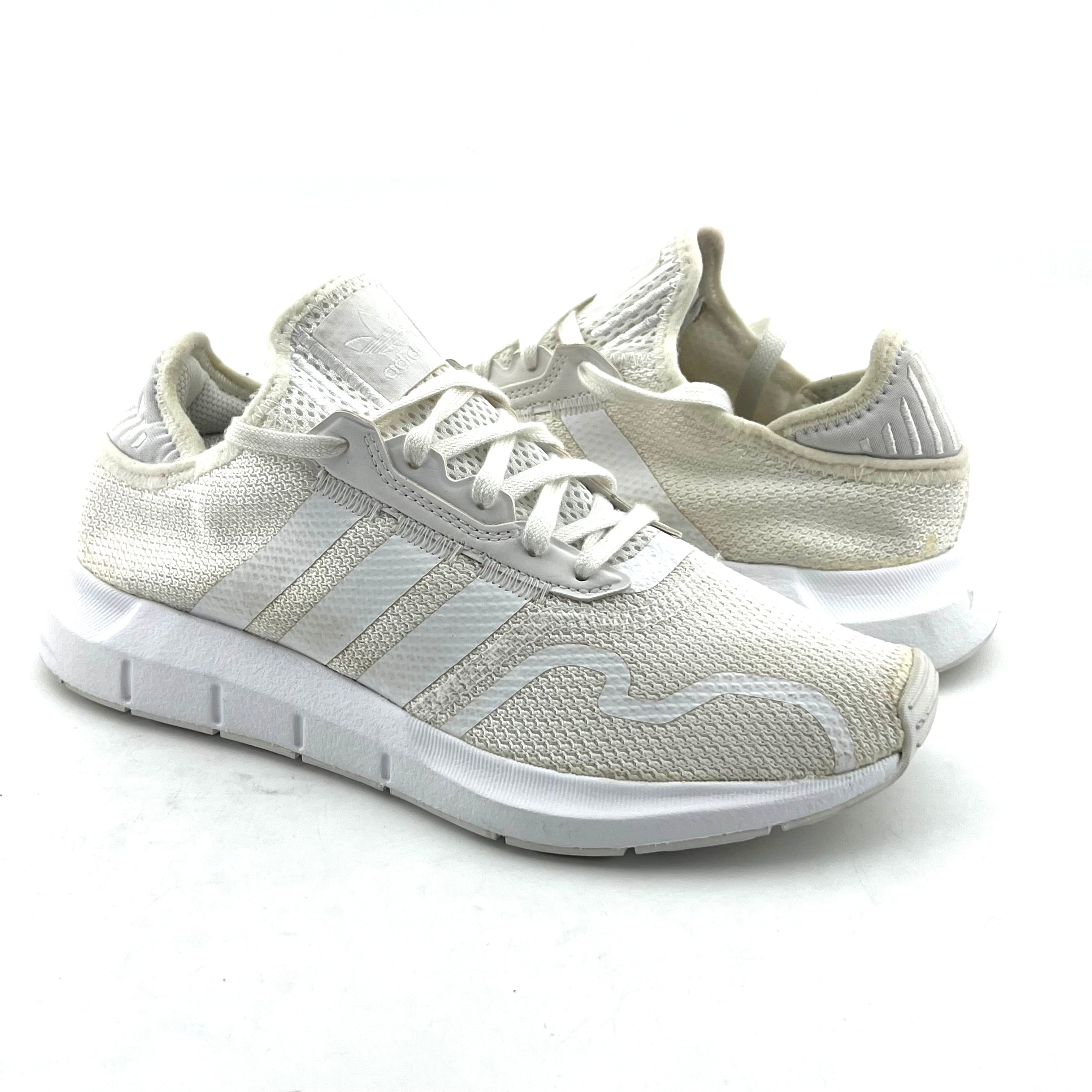 Adidas Swift Run X