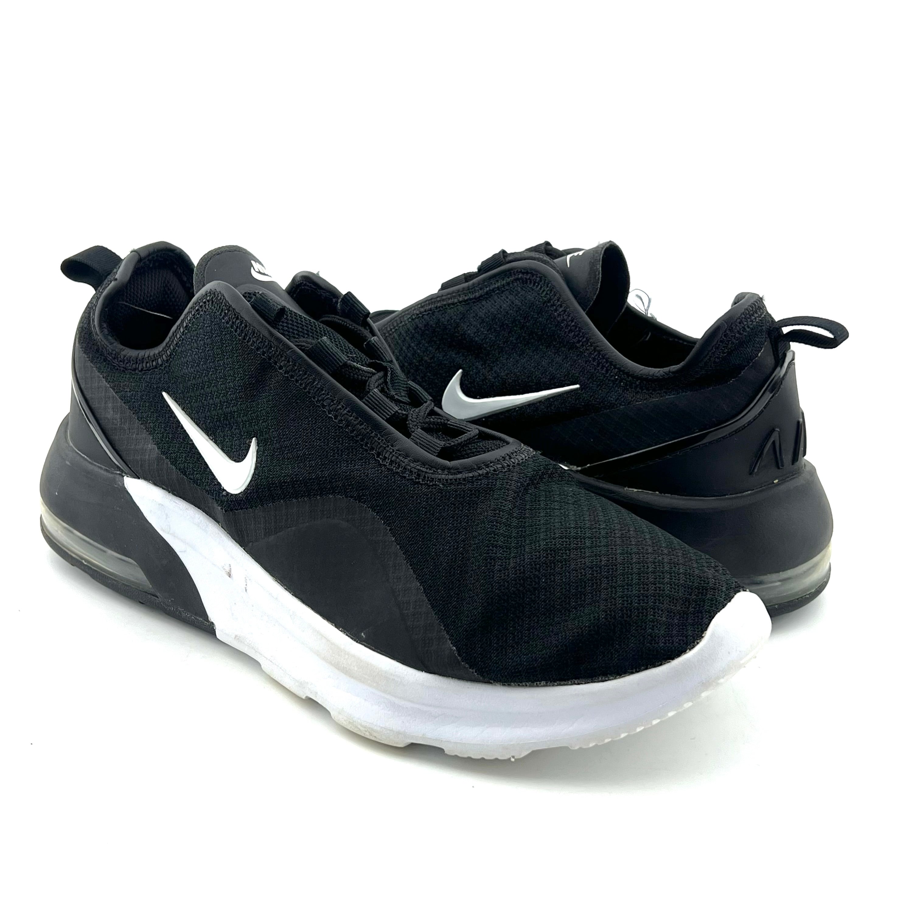 Nike Air Max Motion 2
