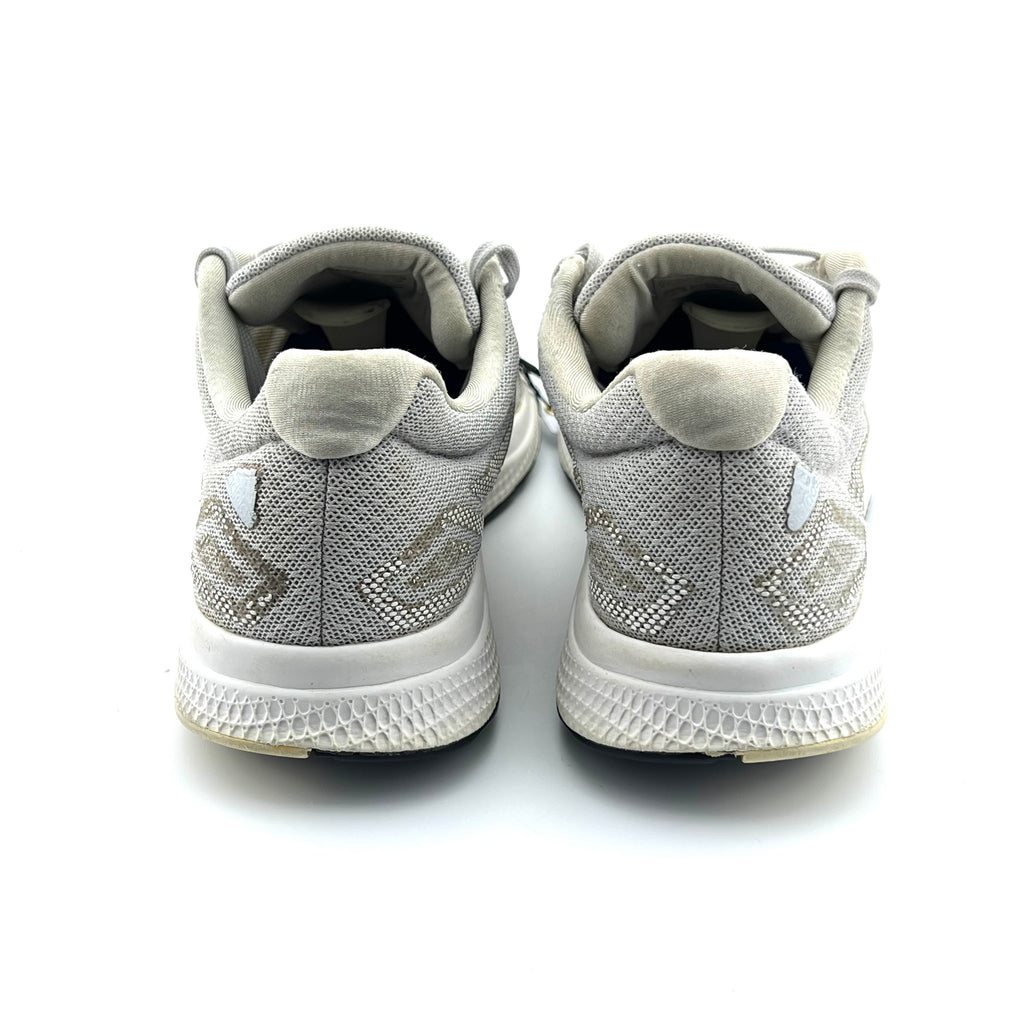 Adidas Mana Bounce