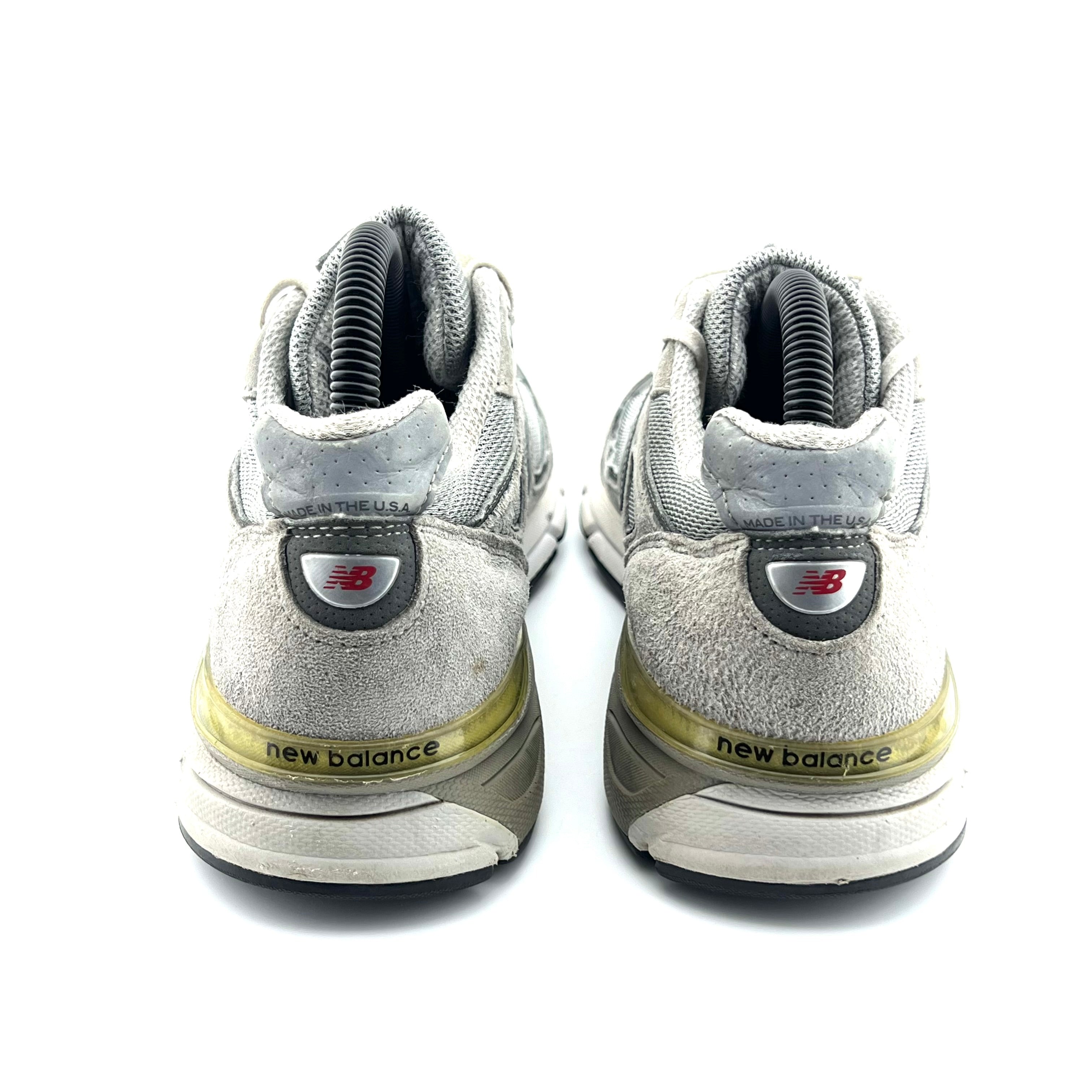 New Balance 990