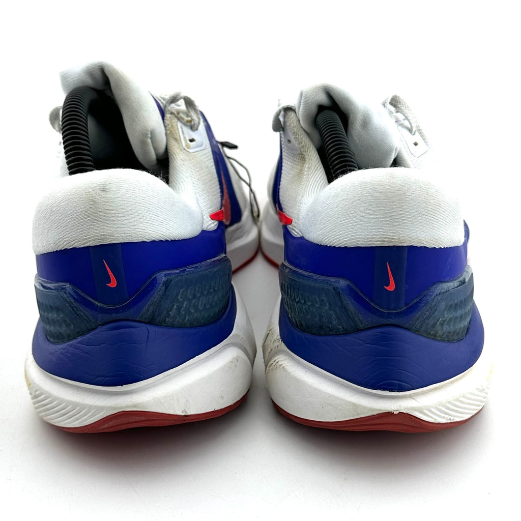 Nike Air Zoom Vomero 16