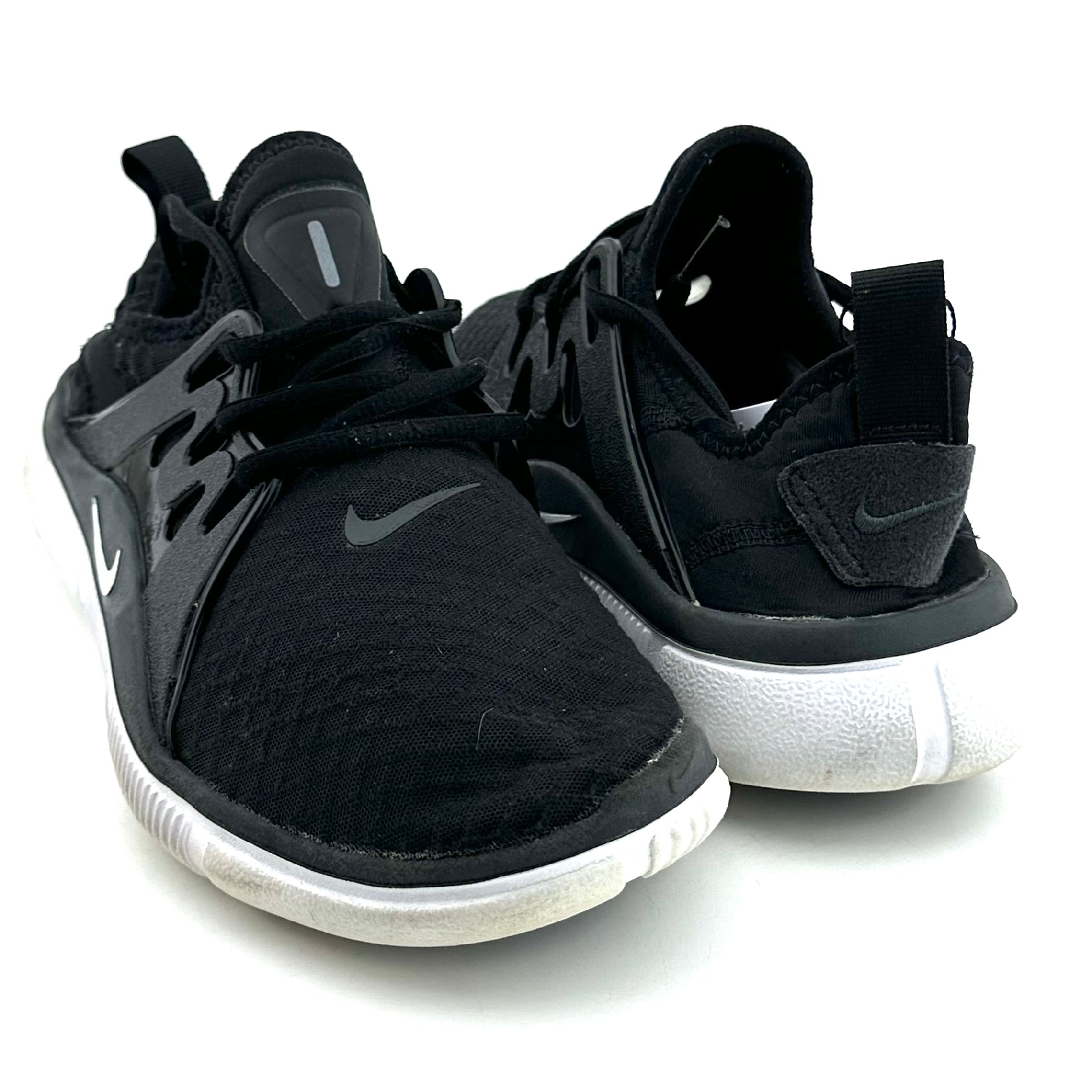 Nike Acalme
