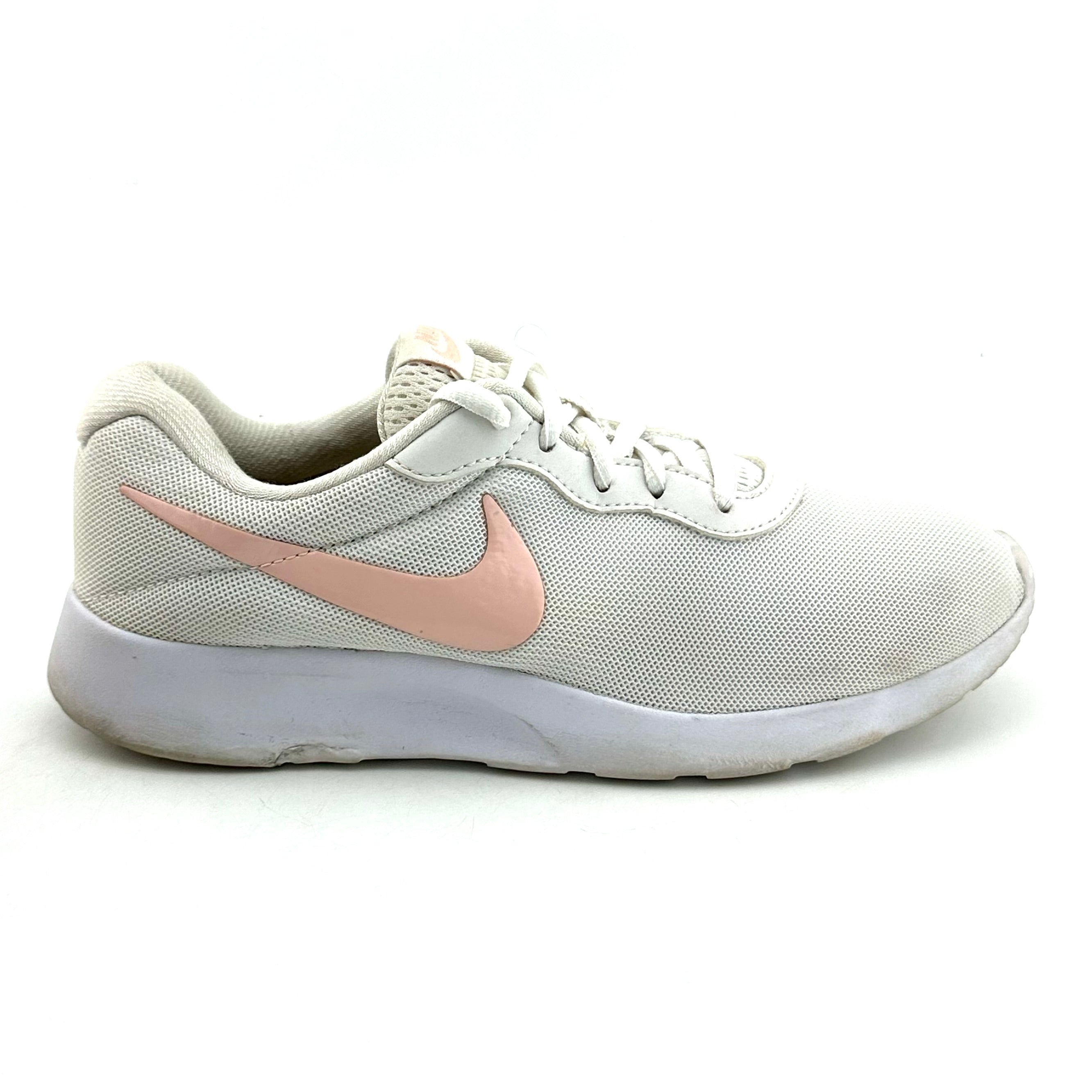 Nike Tanjun Refine