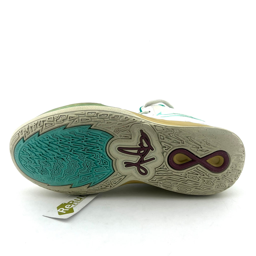 Nike Kyrie Infinity